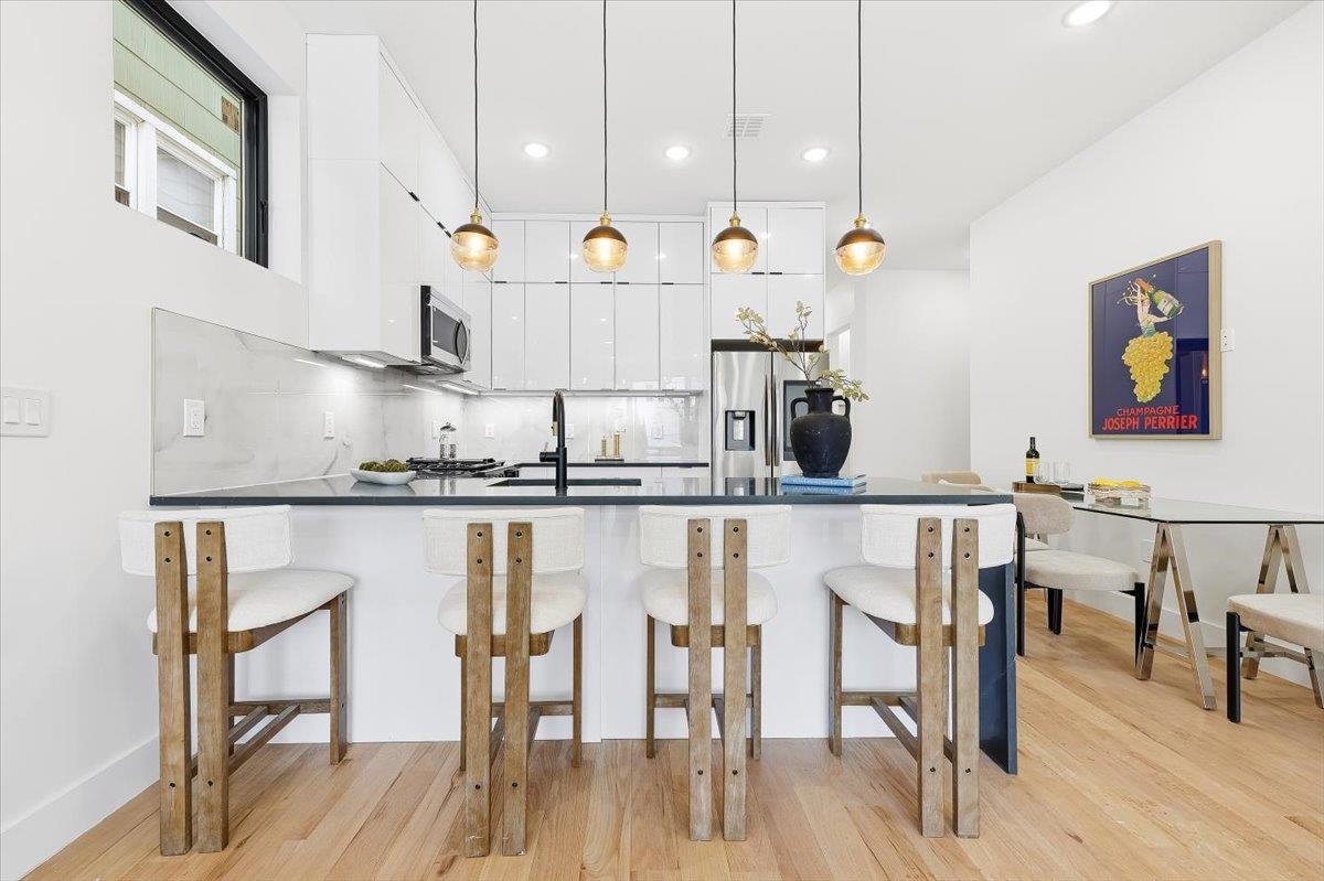 16 DWIGHT ST - Photo 5