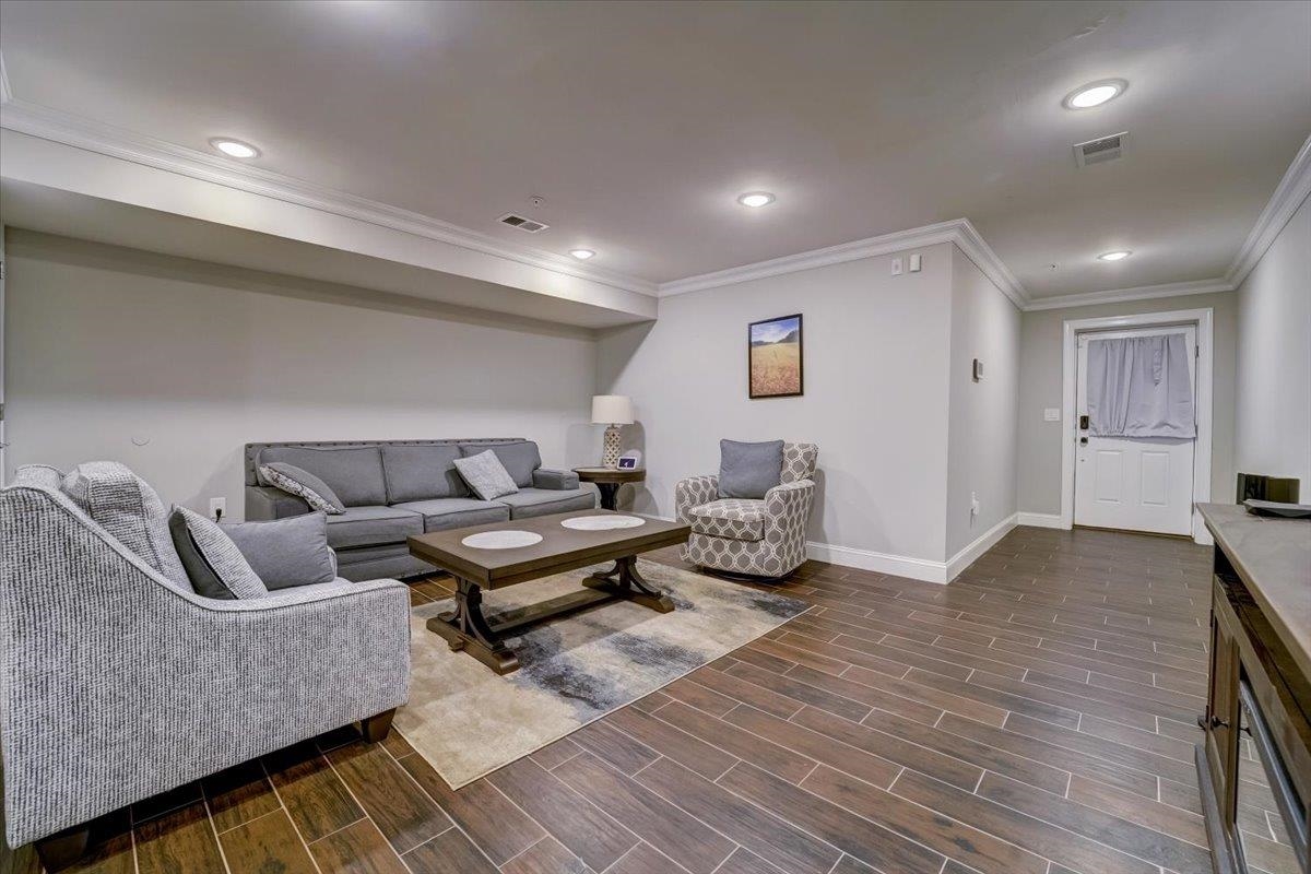 2765 KENNEDY BLVD - Photo 4