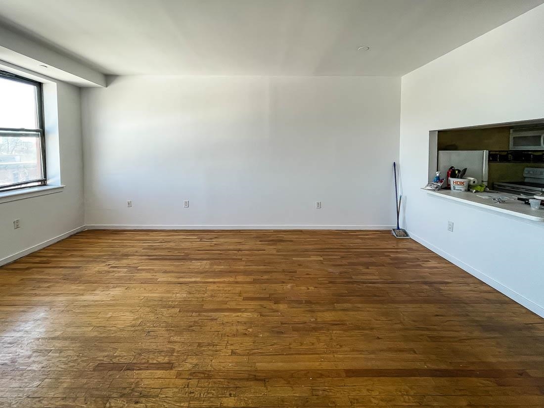 44 SHERMAN AVE - Photo 4