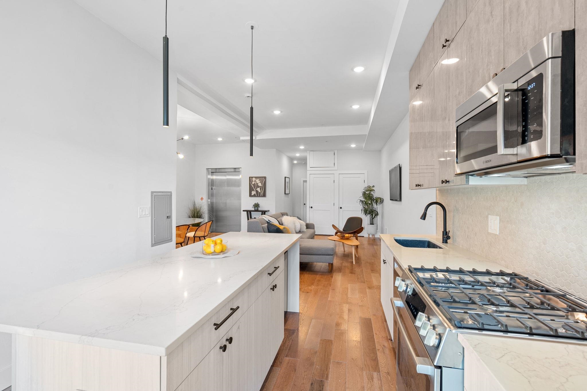 545 PALISADE AVE - Photo 3