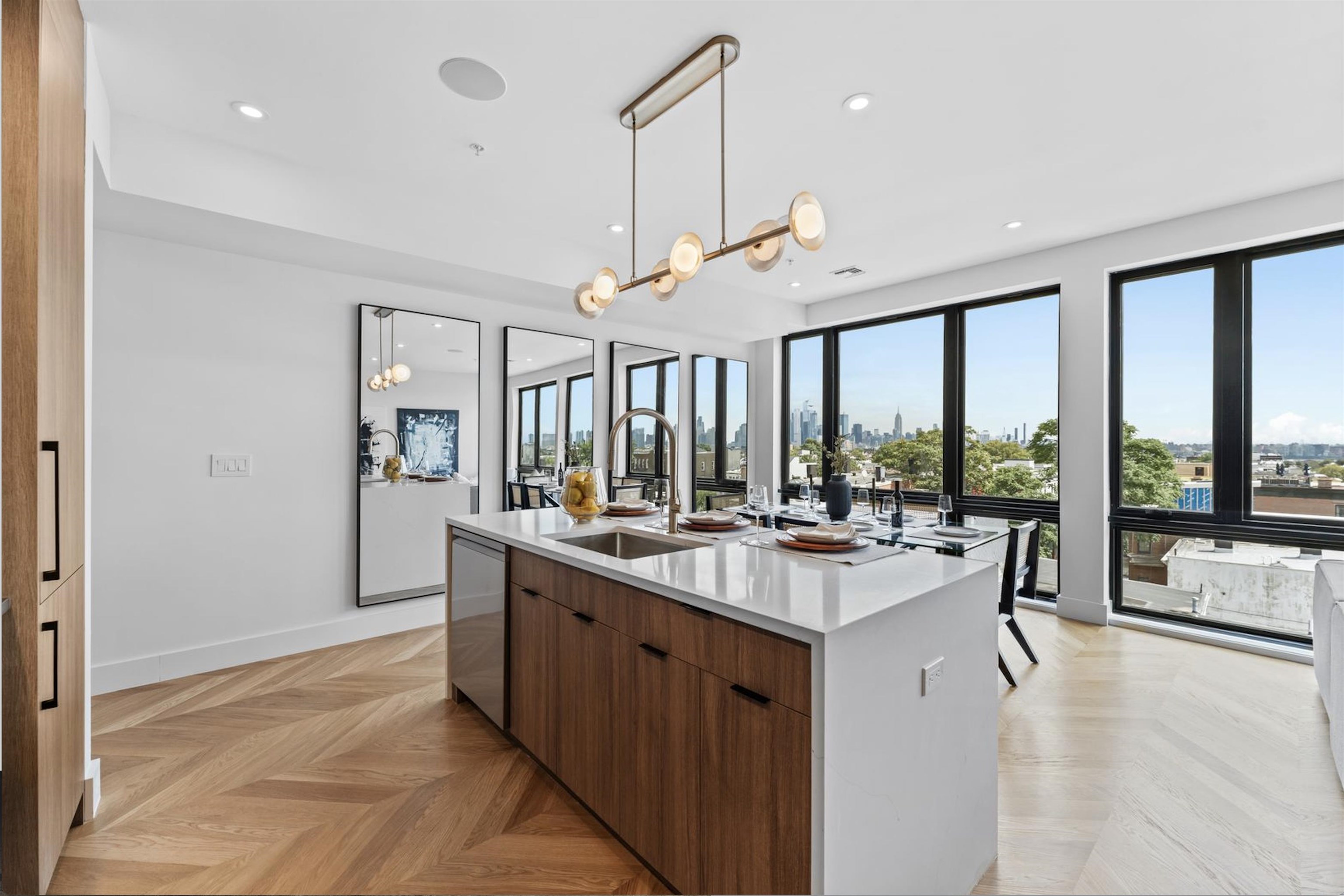 433 CENTRAL AVE - Photo 2