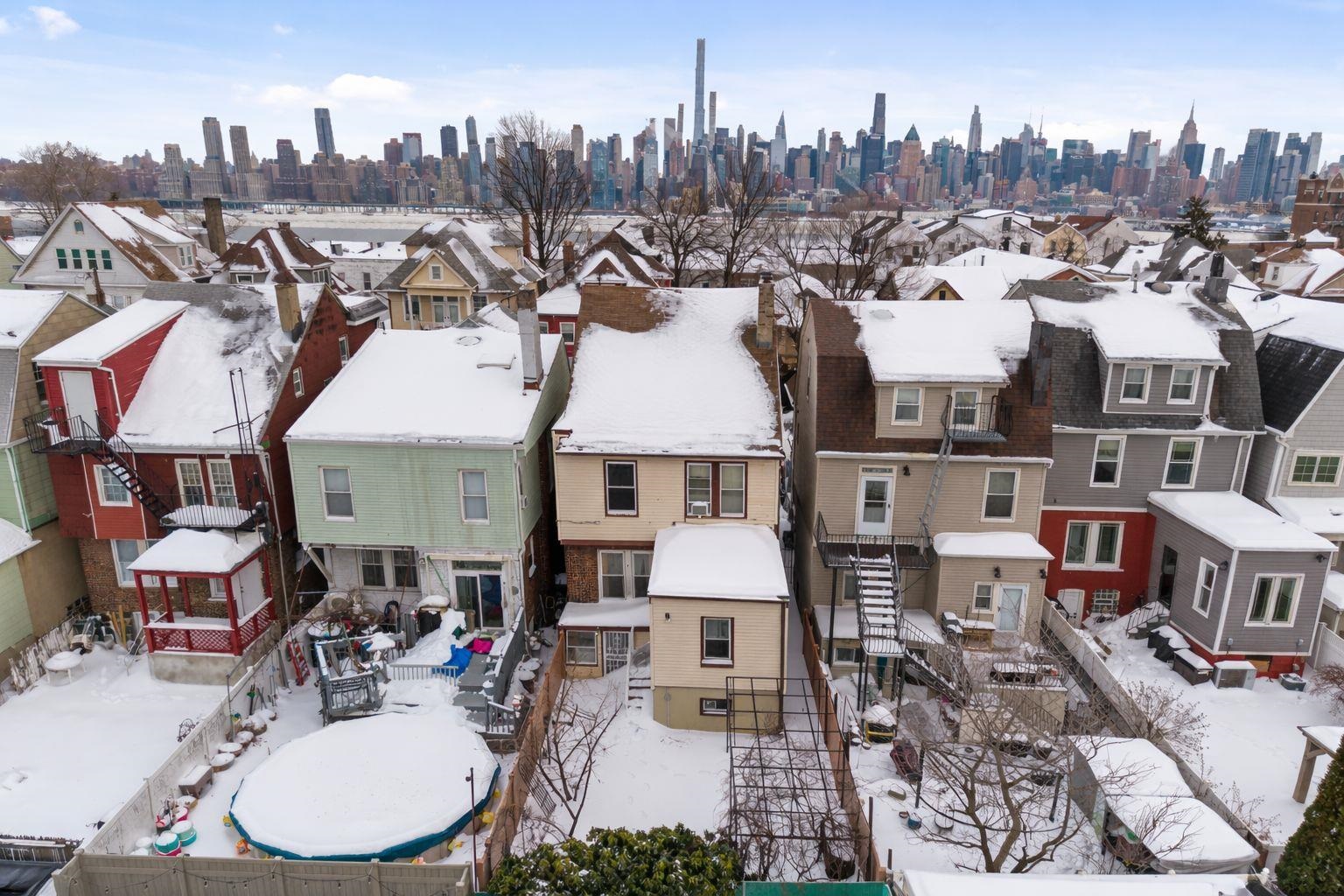 5209 FAIRVIEW TERRACE - Photo 2