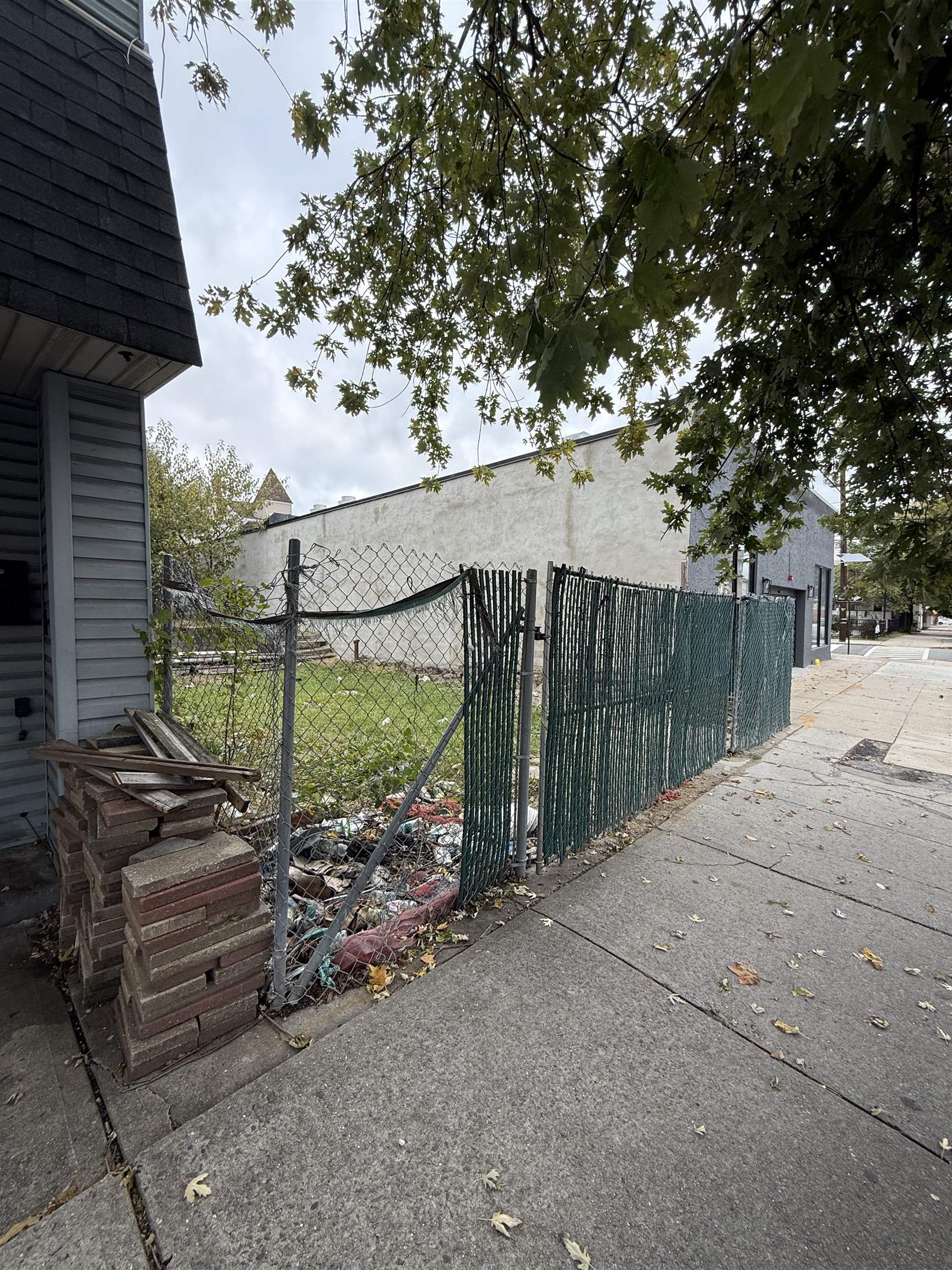 1031 BROADWAY - Photo 3