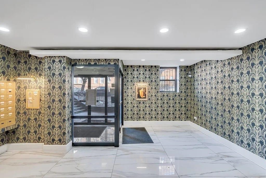 165 VROOM ST - Photo 5