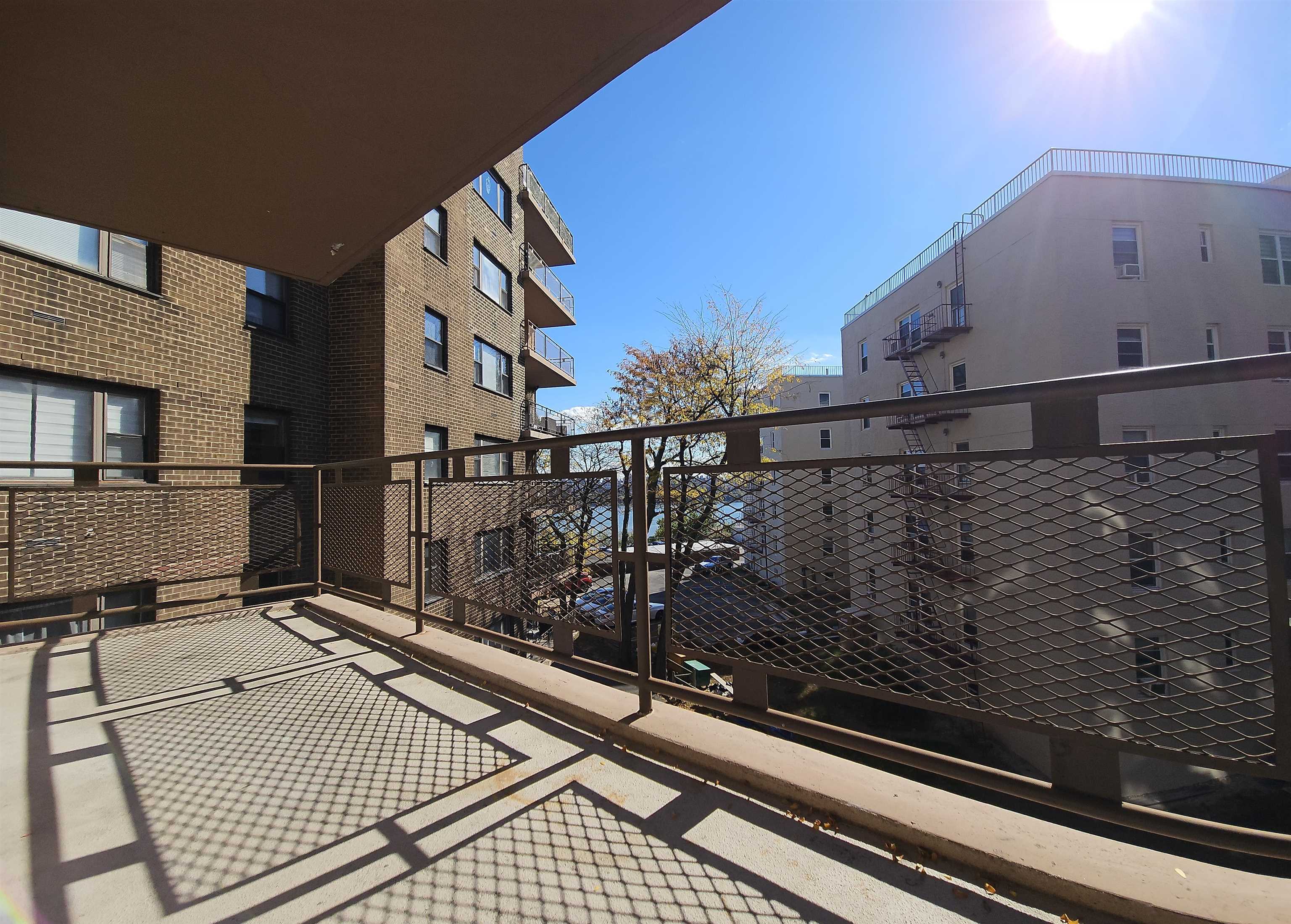 8800 BOULEVARD - Photo 4