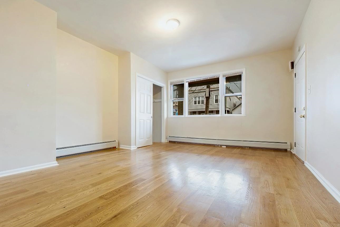 36 WEST 19TH ST - Photo 3