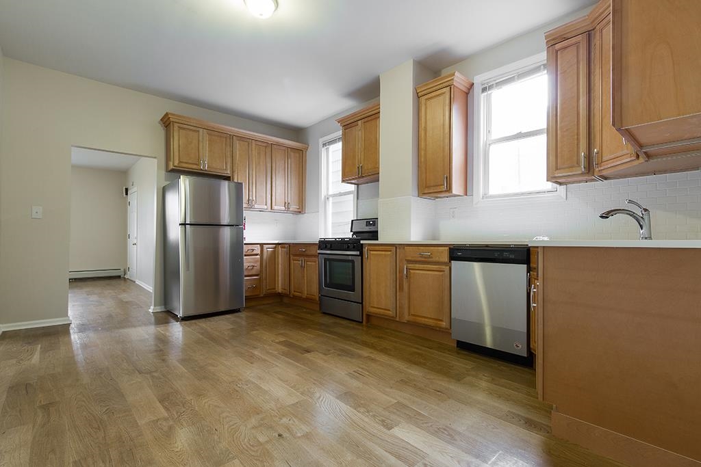 36 WEST 19TH ST - Photo 5