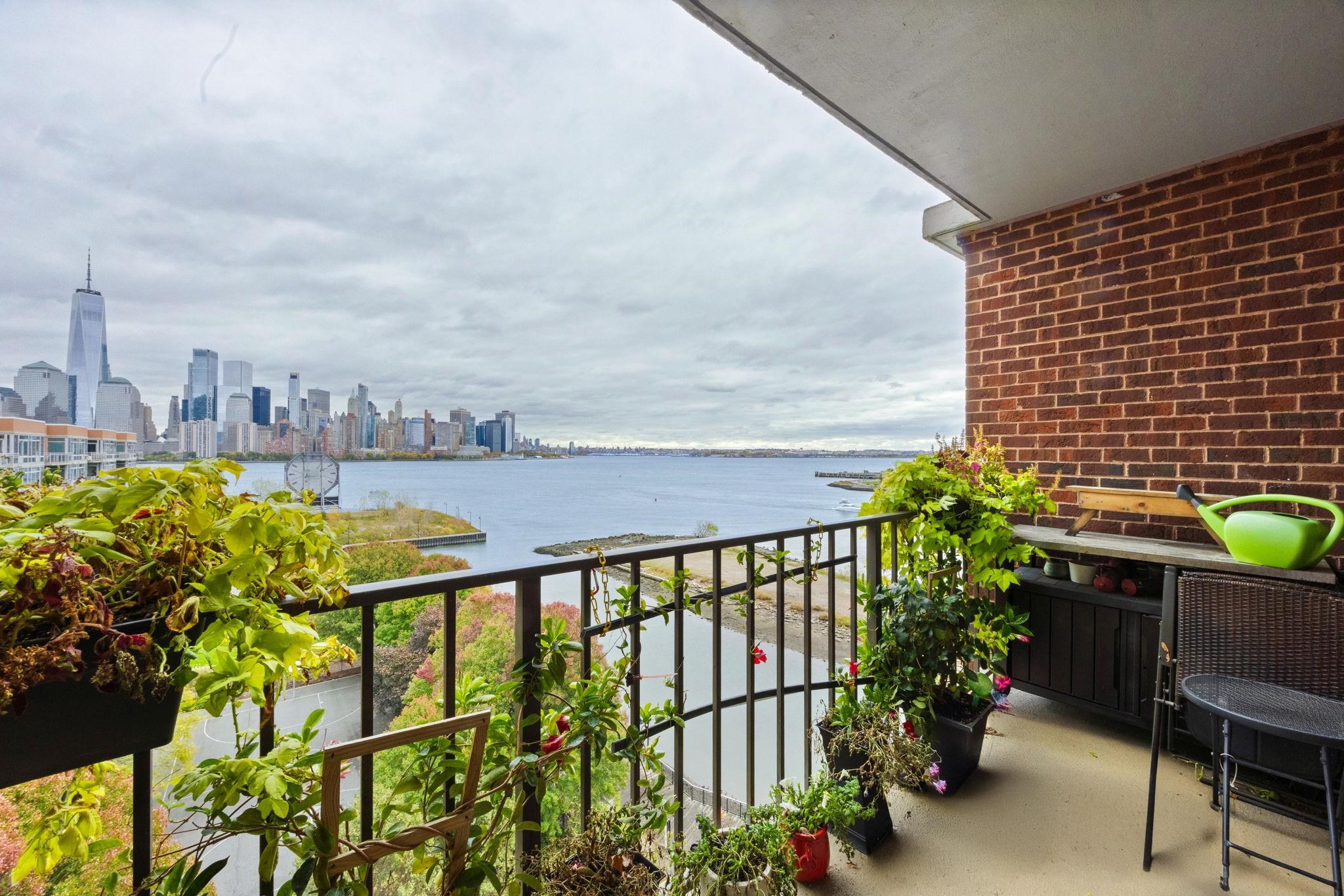 1 GREENE ST - Photo 5