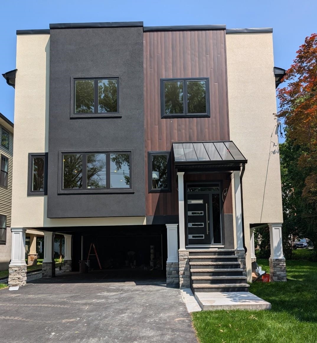 429 RIVERSIDE AVE - Photo 2