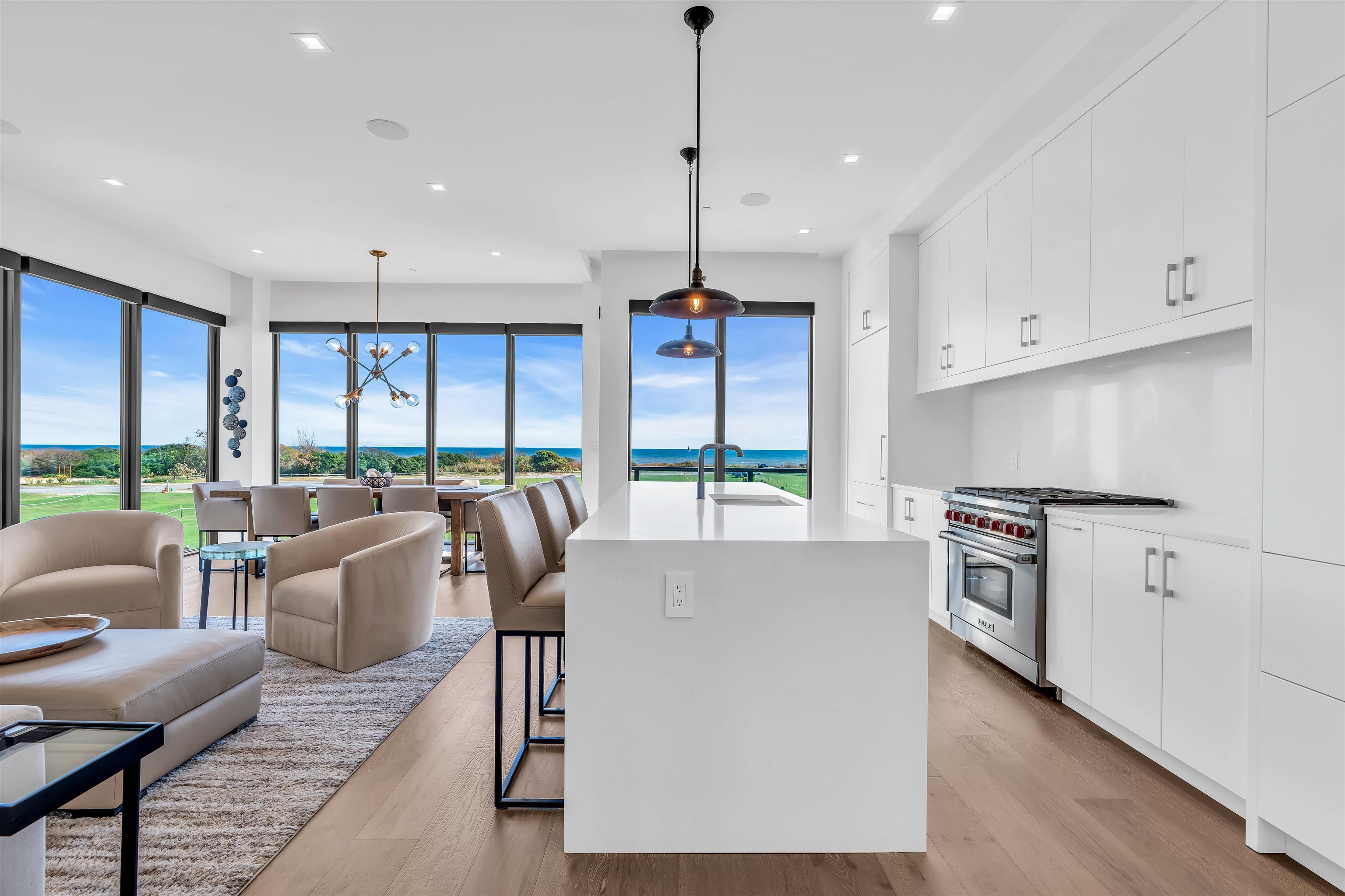 200 OCEAN AVE - Photo 3