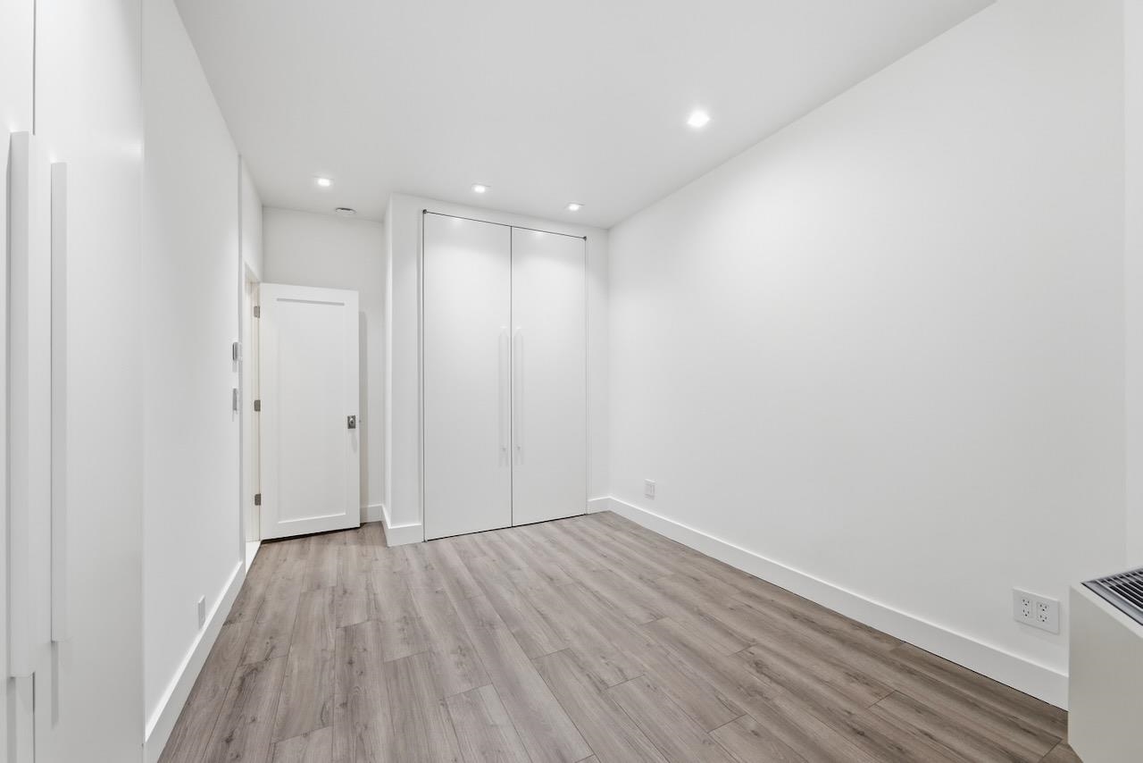 43-49 VAN WAGENEN AVE #4A