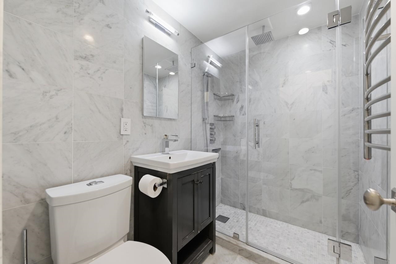 43-49 VAN WAGENEN AVE #4A