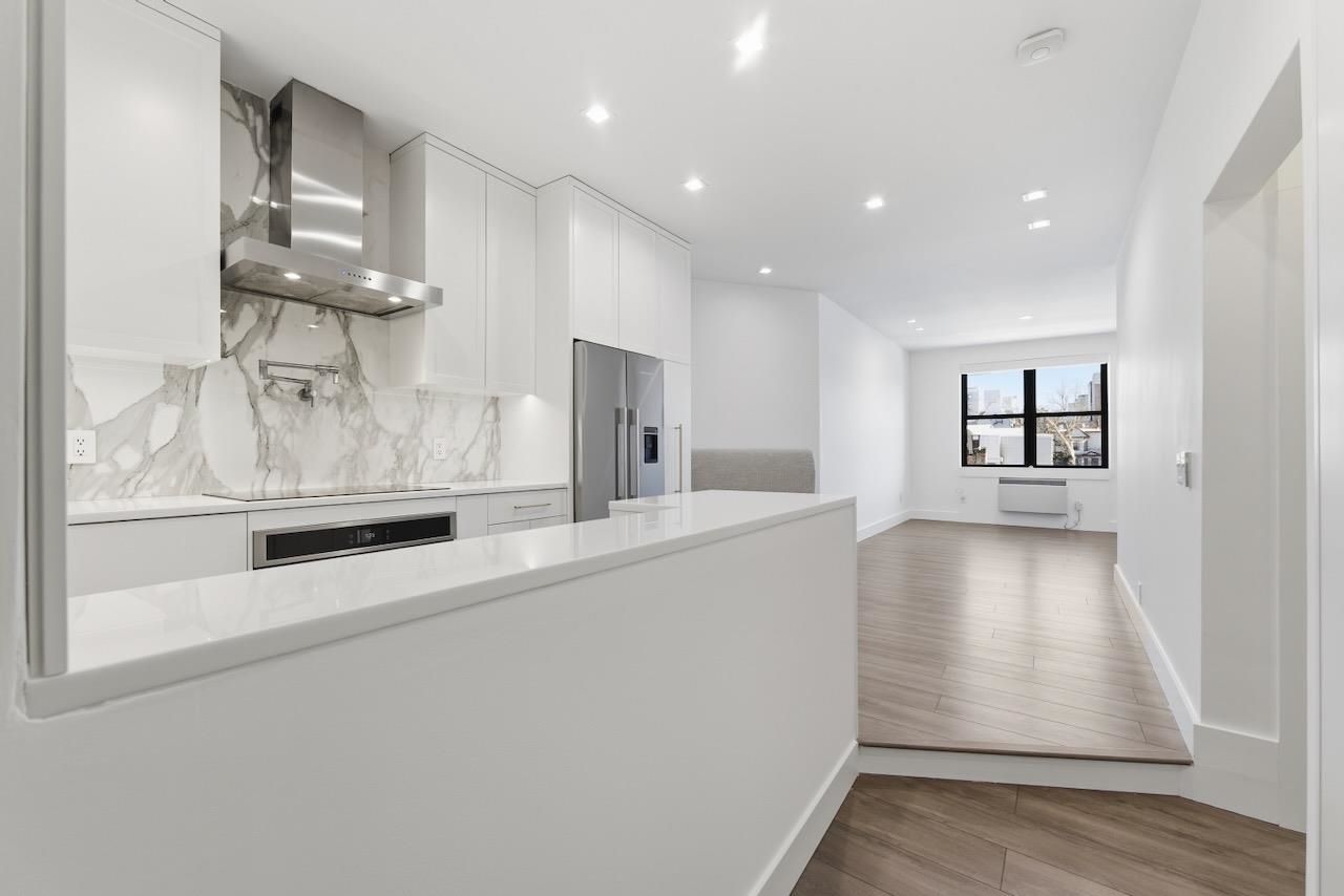 43-49 VAN WAGENEN AVE - Photo 4