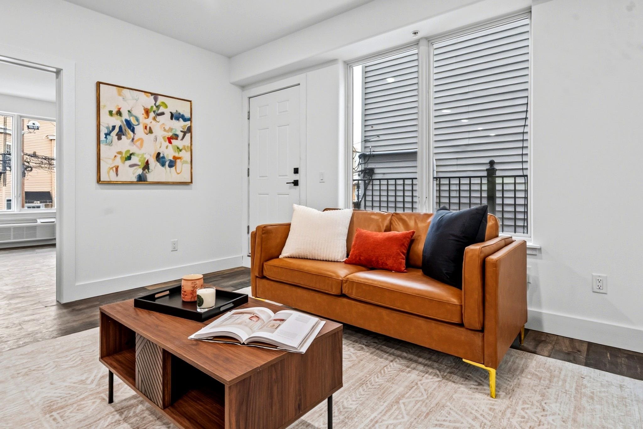 521 10TH ST - Photo 1