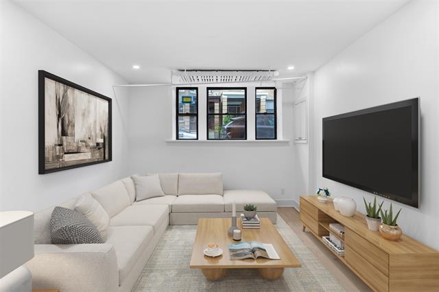 29-33 51ST ST - Photo 2