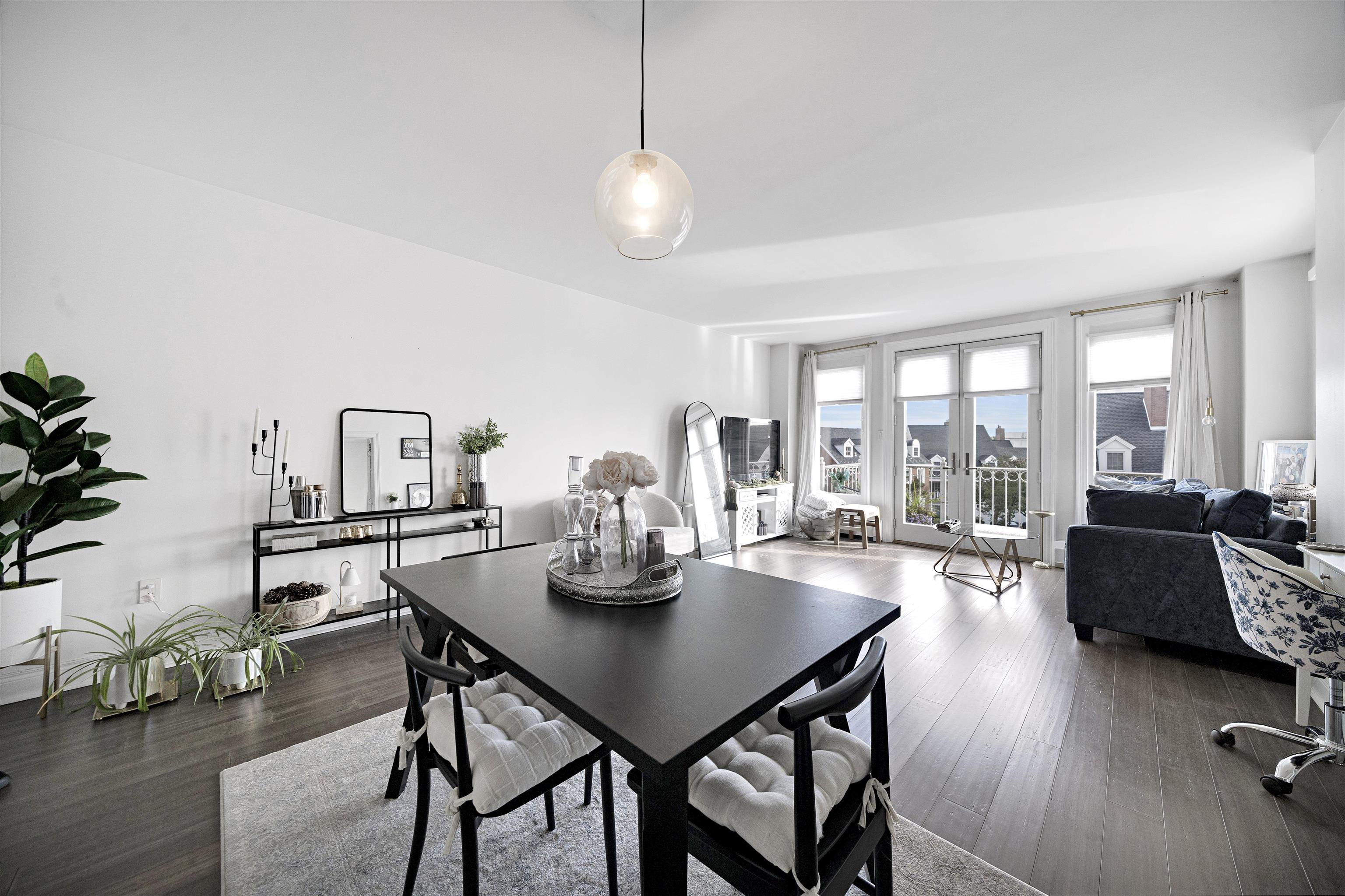 204 SHEARWATER CT WEST - Photo 1