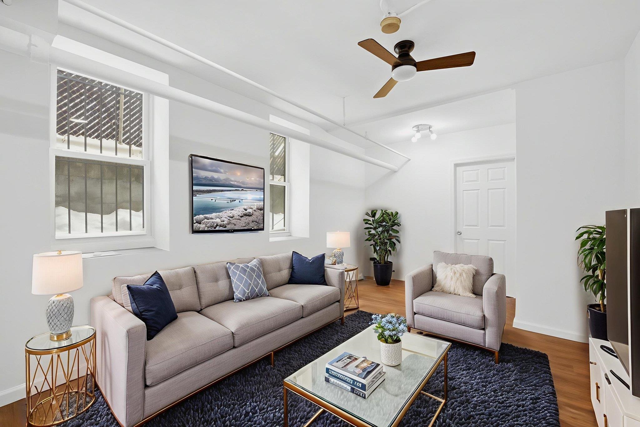 7812 HUDSON AVE - Photo 1