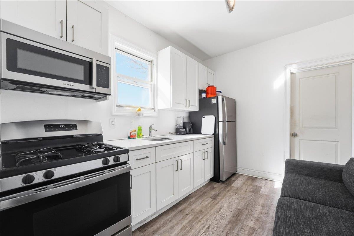 145 PACIFIC AVE - Photo 5