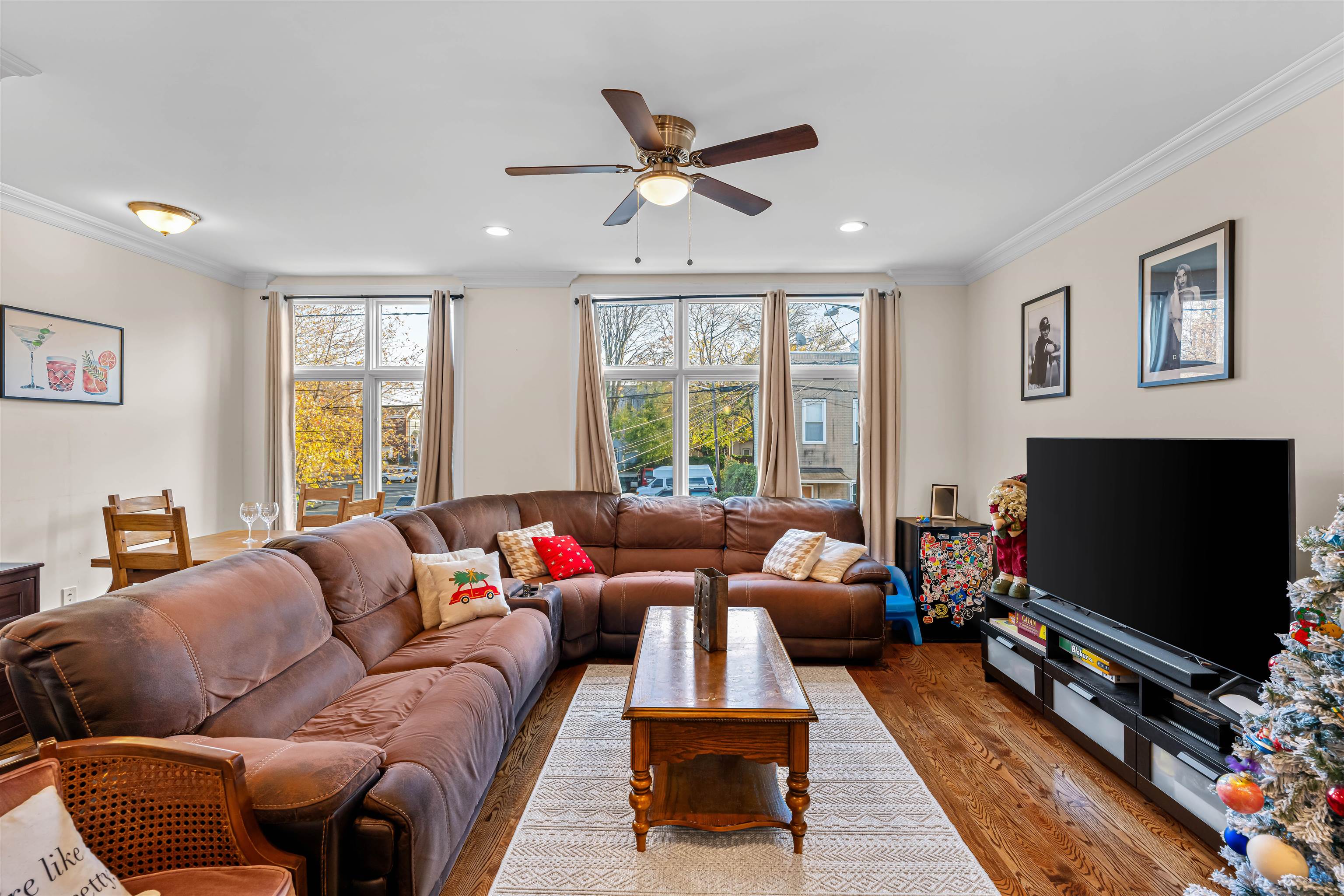 193 HALLADAY ST - Photo 3