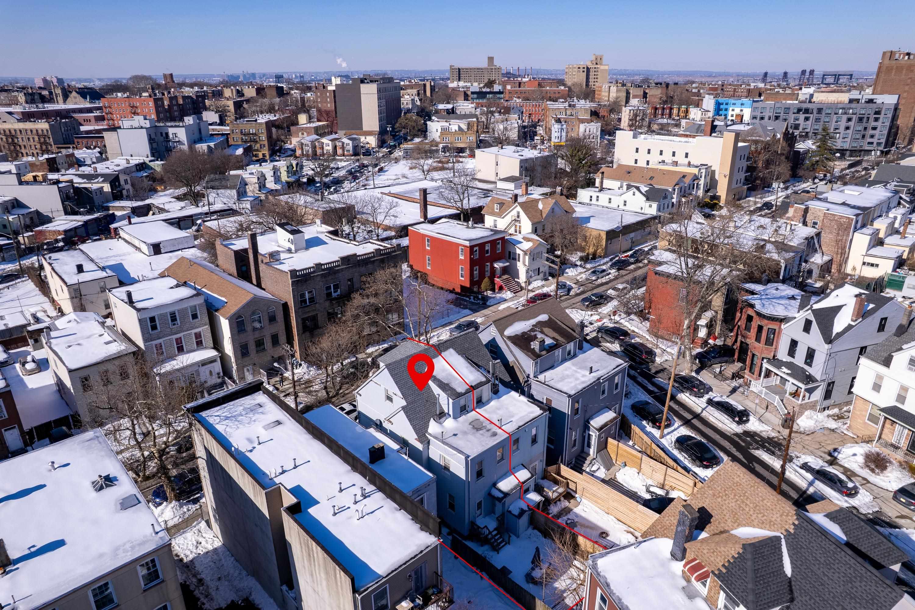 32 STORMS AVE - Photo 3