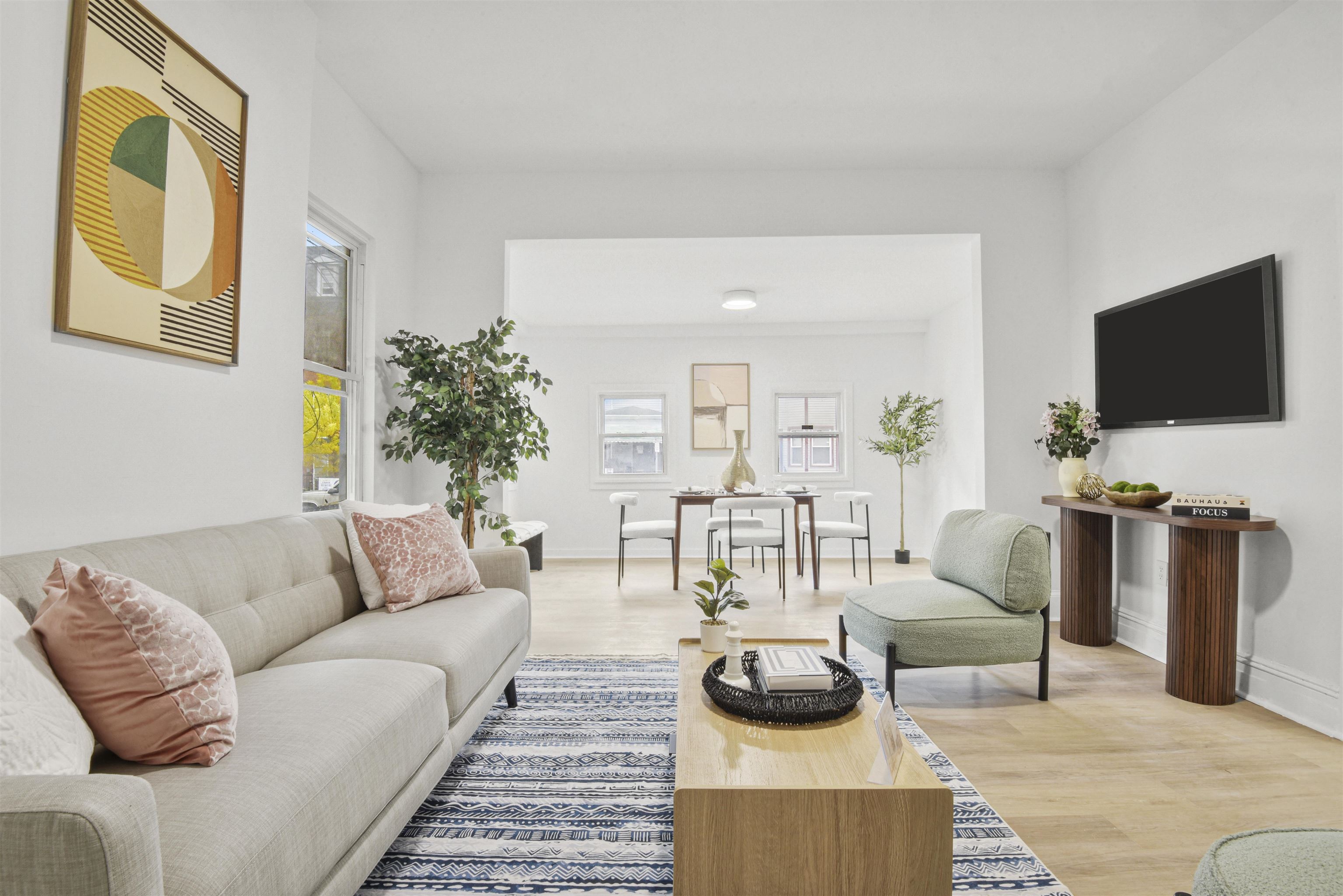 292 FORREST ST - Photo 2