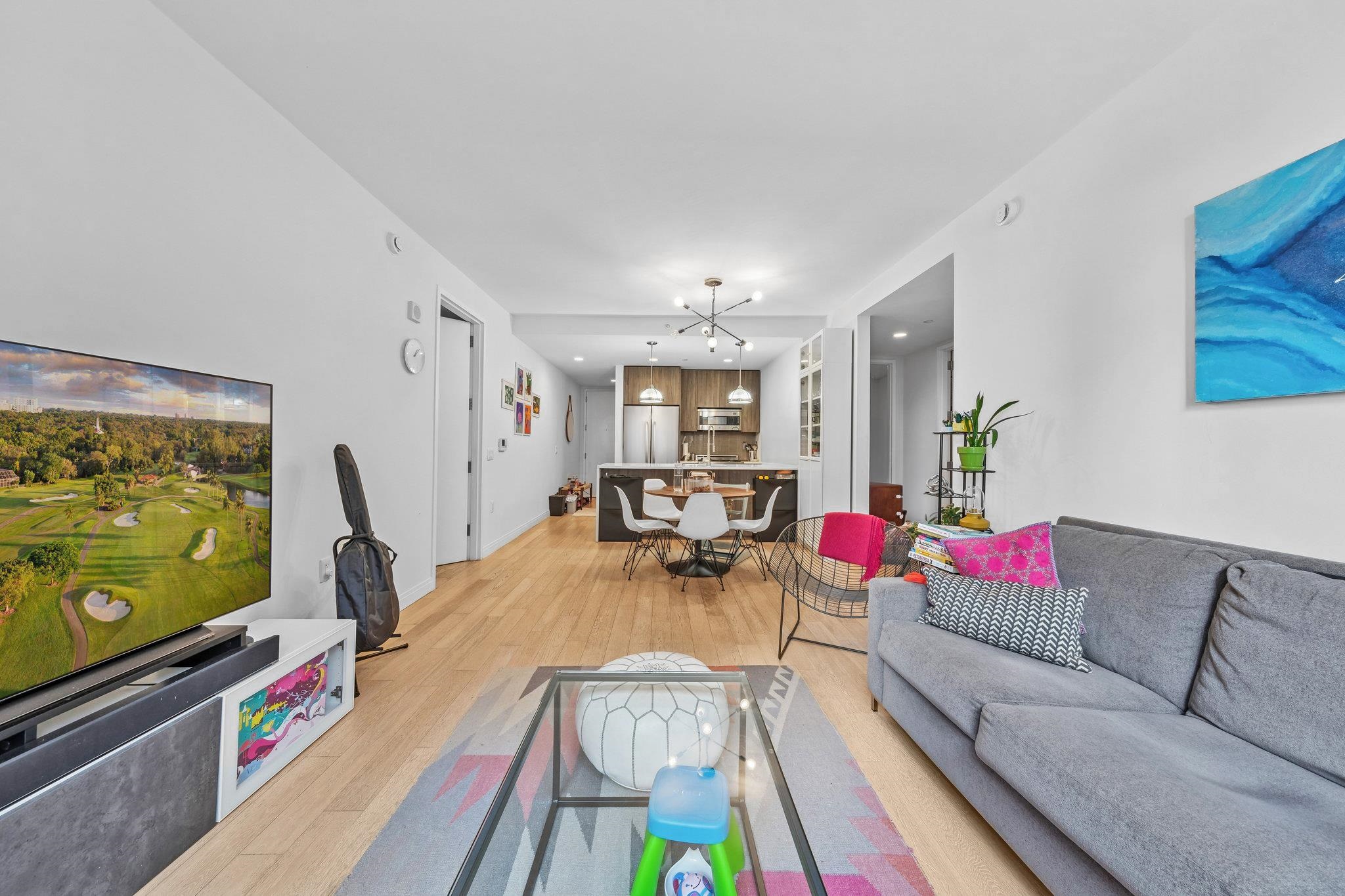 160 1ST ST - Photo 4