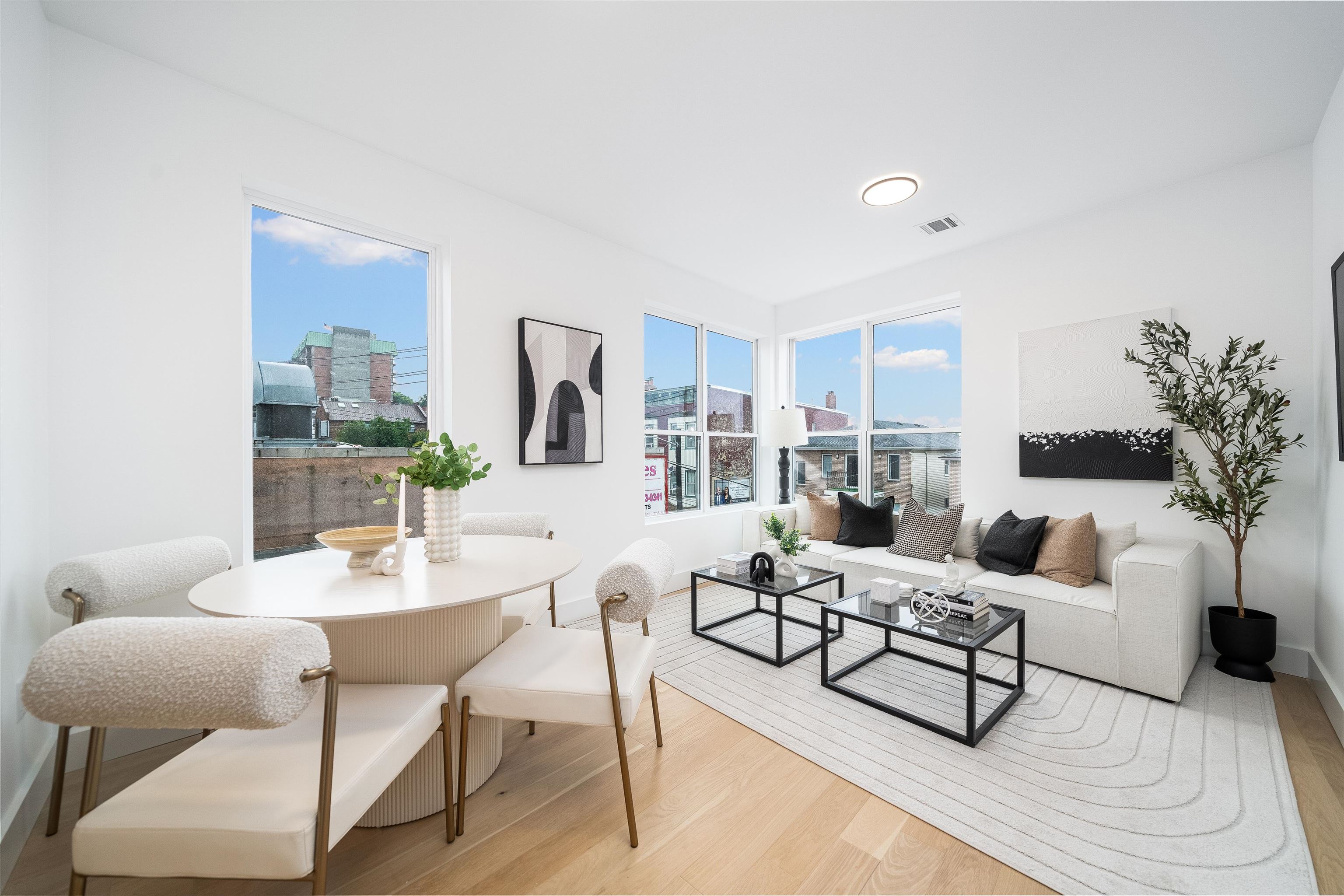 649 38TH ST - Photo 3