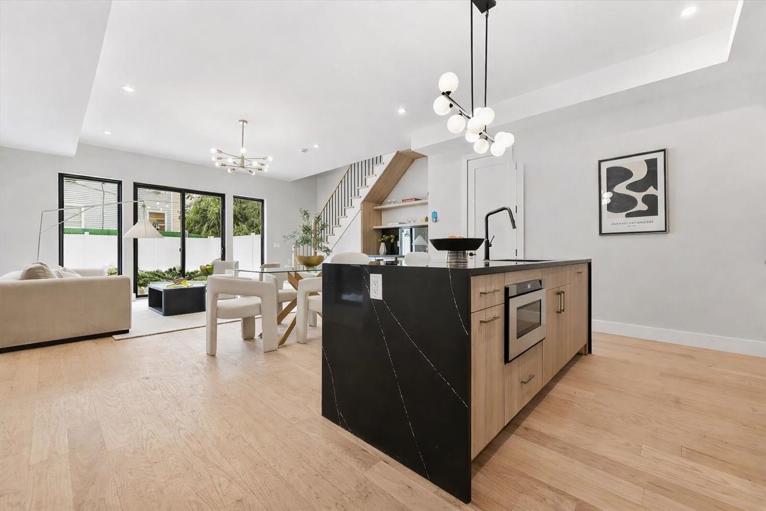 34 GARDNER AVE - Photo 1