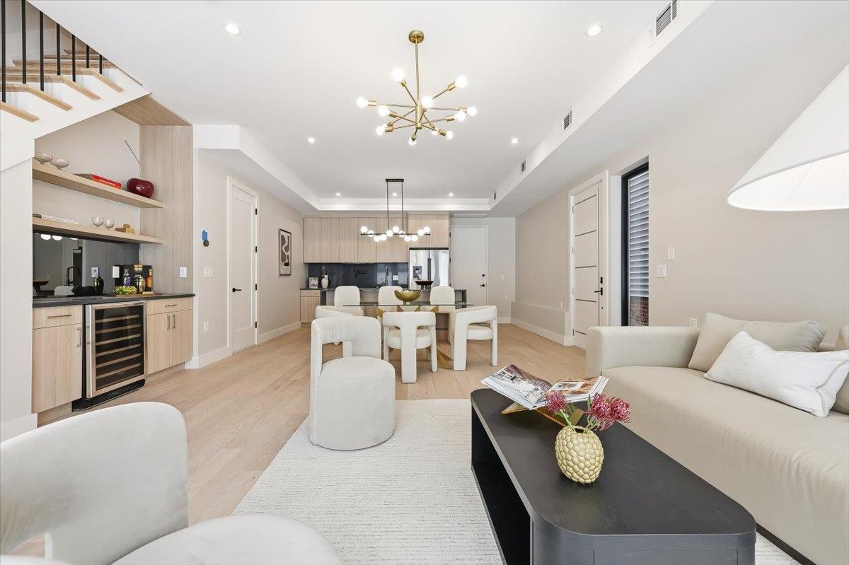 34 GARDNER AVE - Photo 3