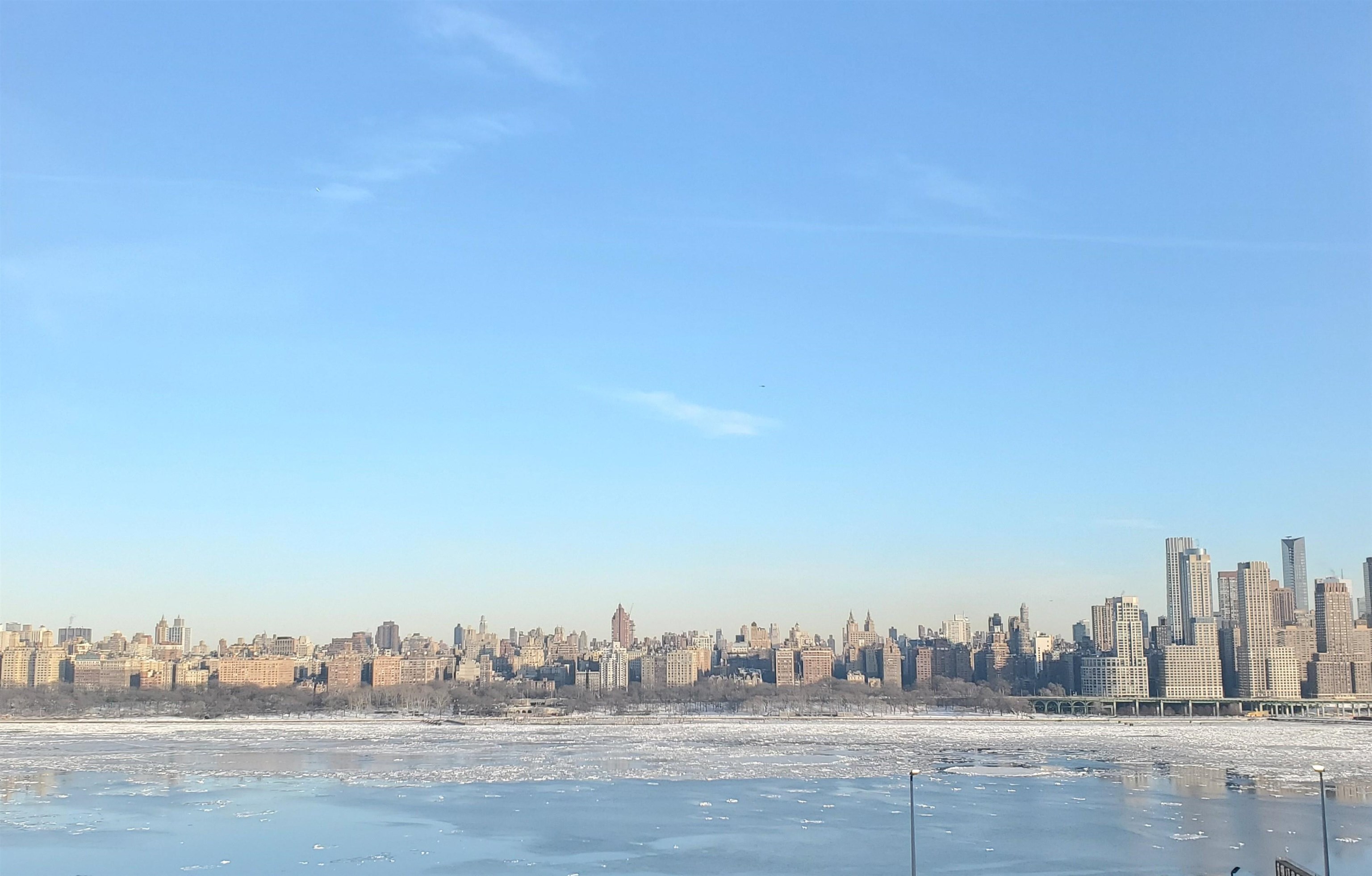 6701 BLVD EAST - Photo 4