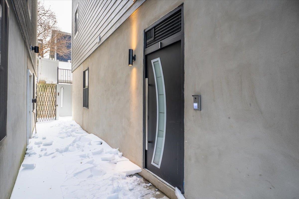 24 ROMAINE AVE - Photo 5