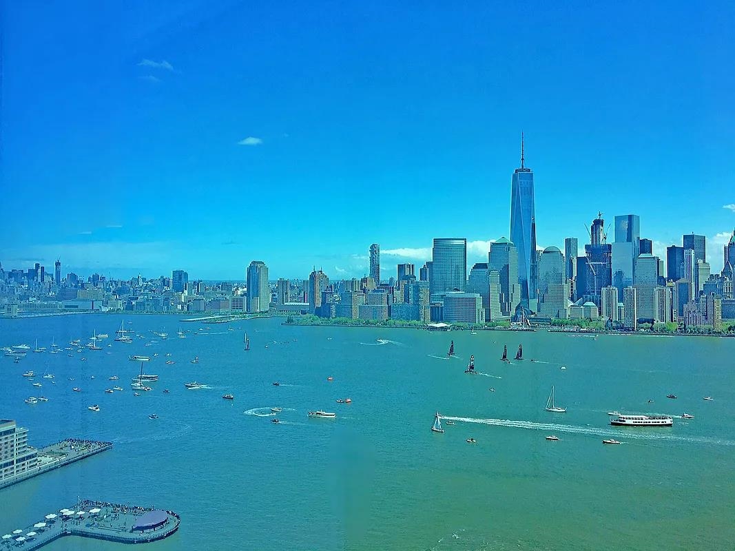 77 HUDSON ST - Photo 2