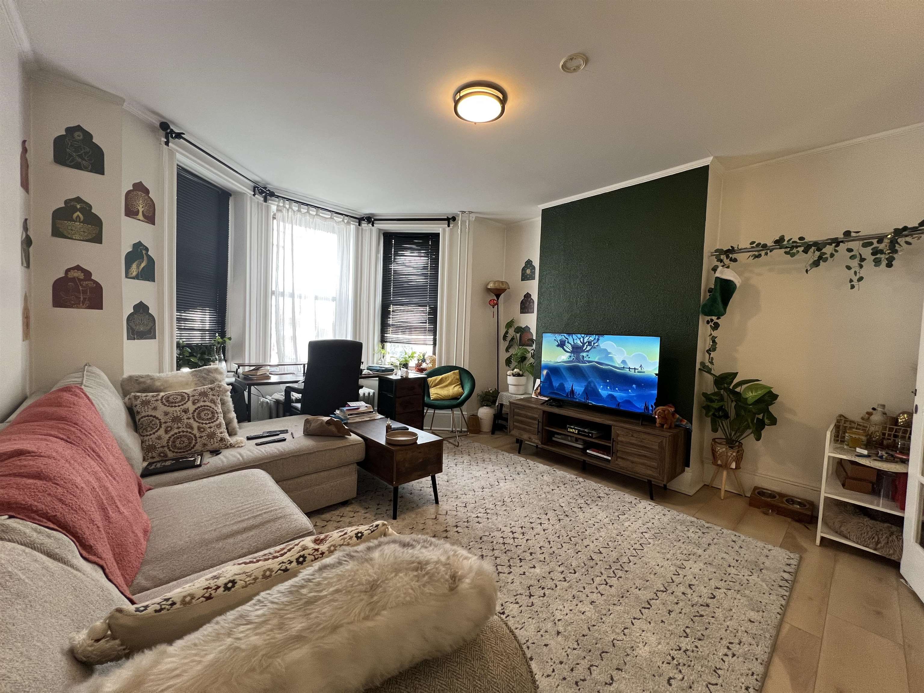 329 CENTRE AVE - Photo 3