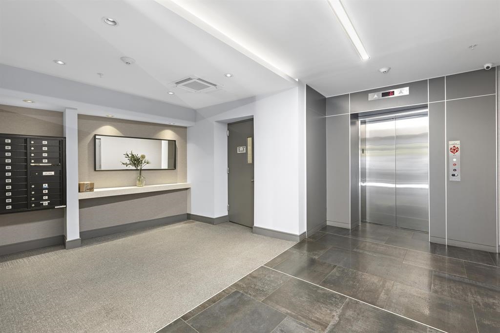 6401 PARK AVE - Photo 4