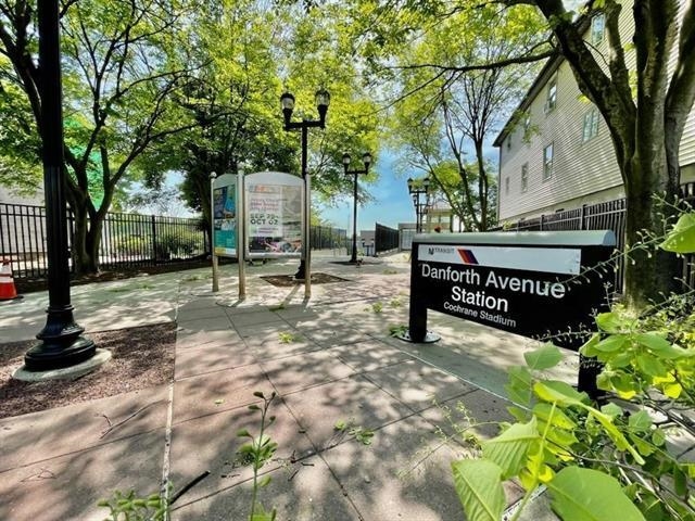 68 ROSE AVE - Photo 2