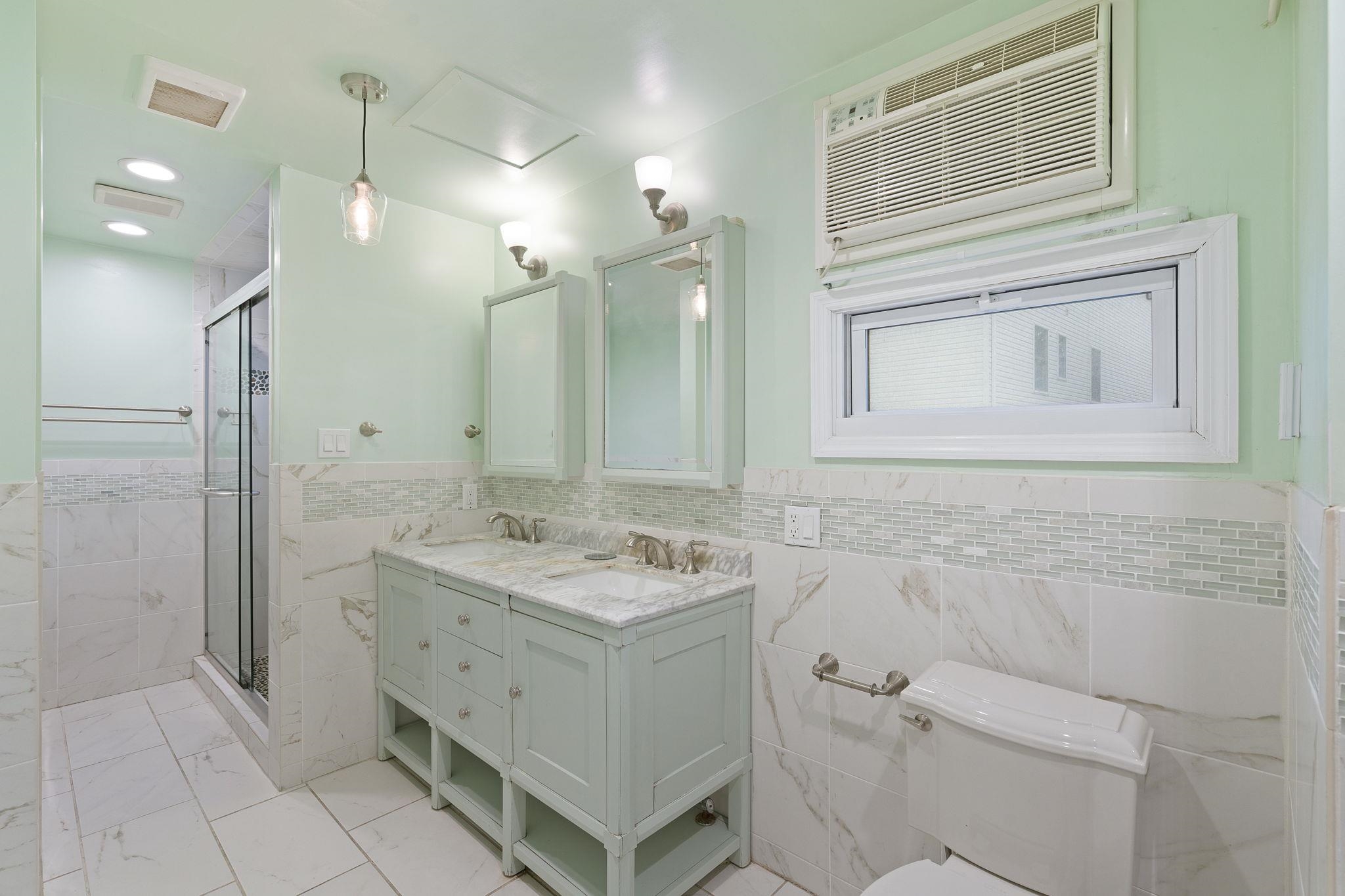 206 HIGHLAND AVE - Photo 4