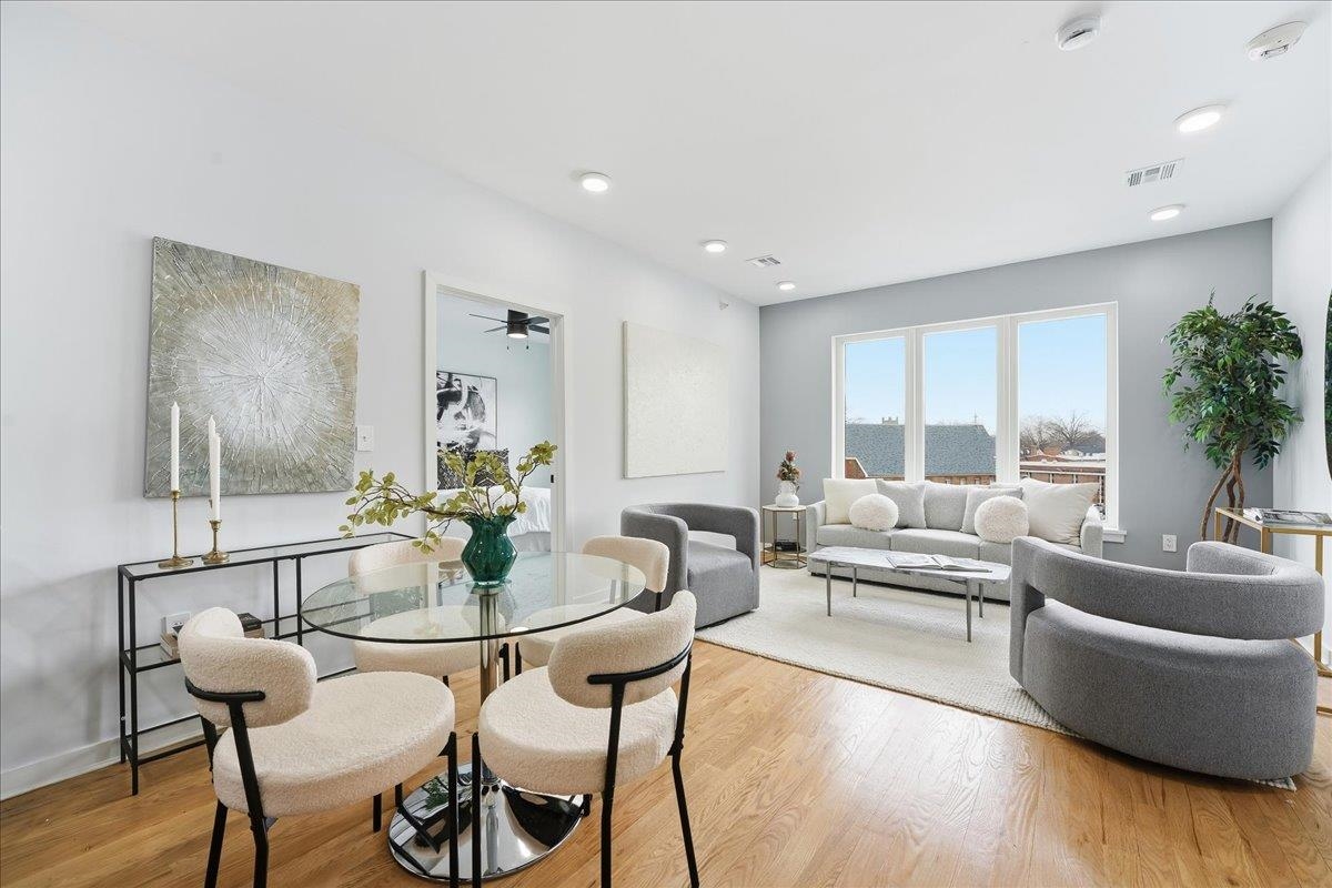 660 BLOOMFIELD AVE - Photo 2