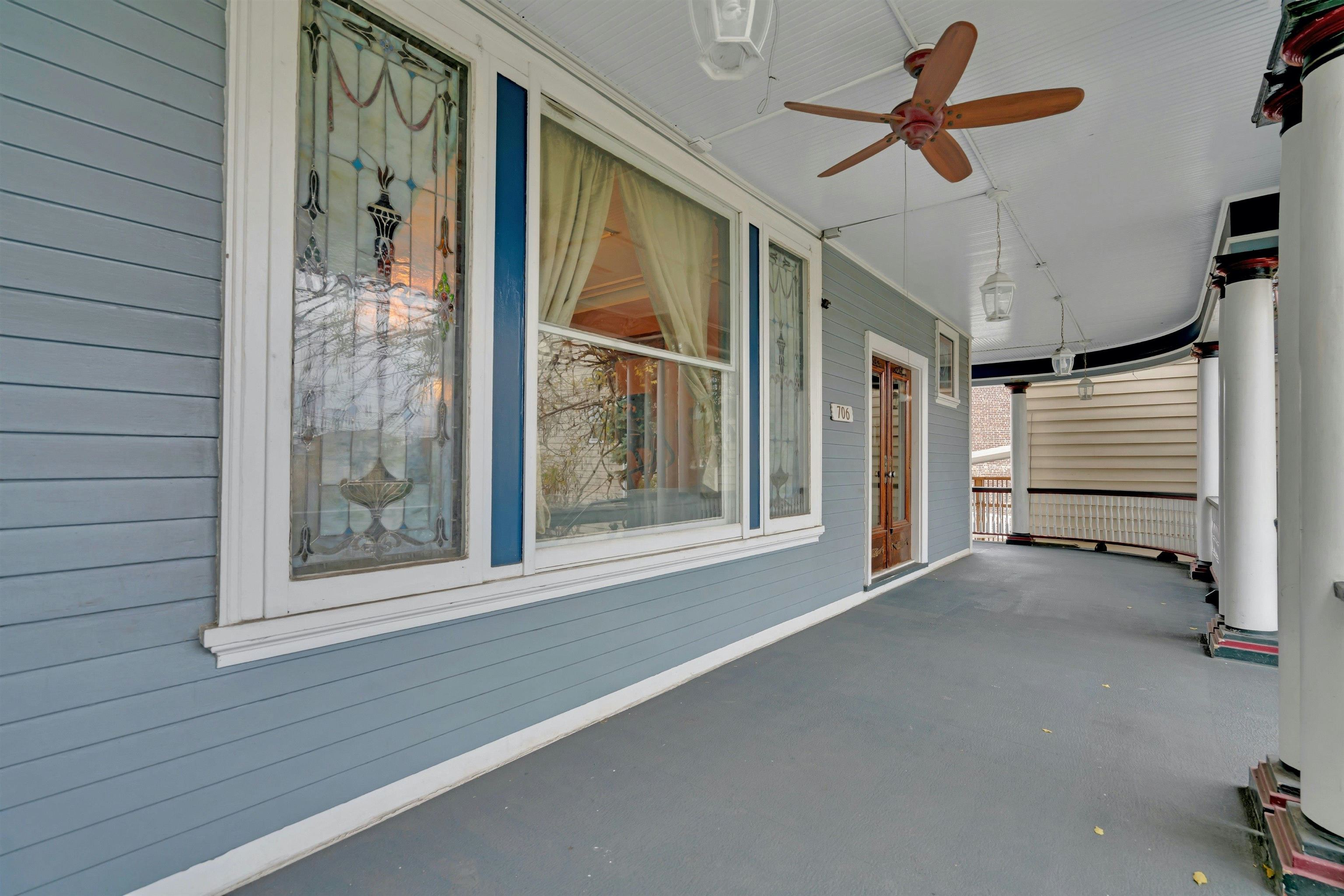 706-708 GRAND AVE - Photo 3