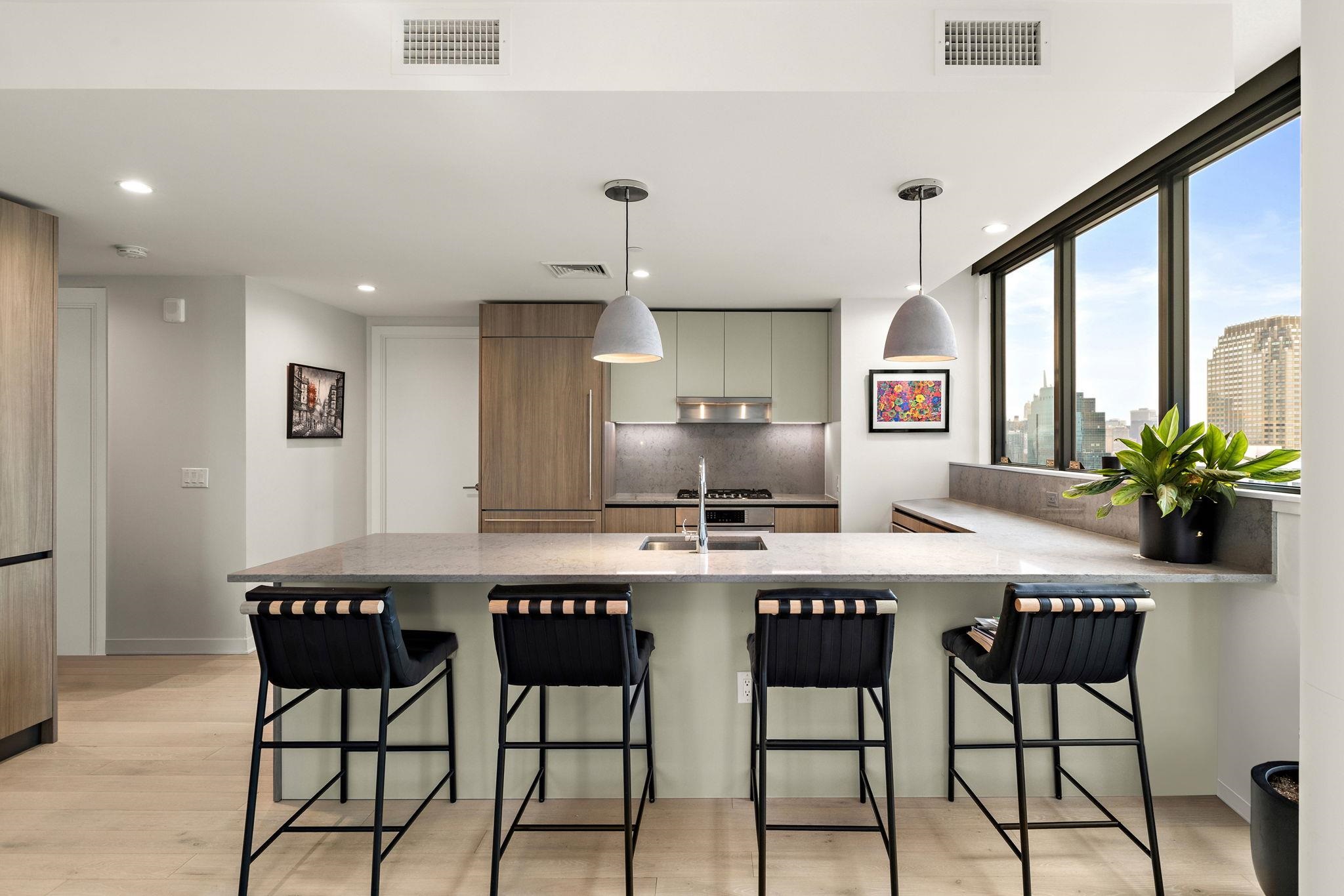 155 BAY ST - Photo 5