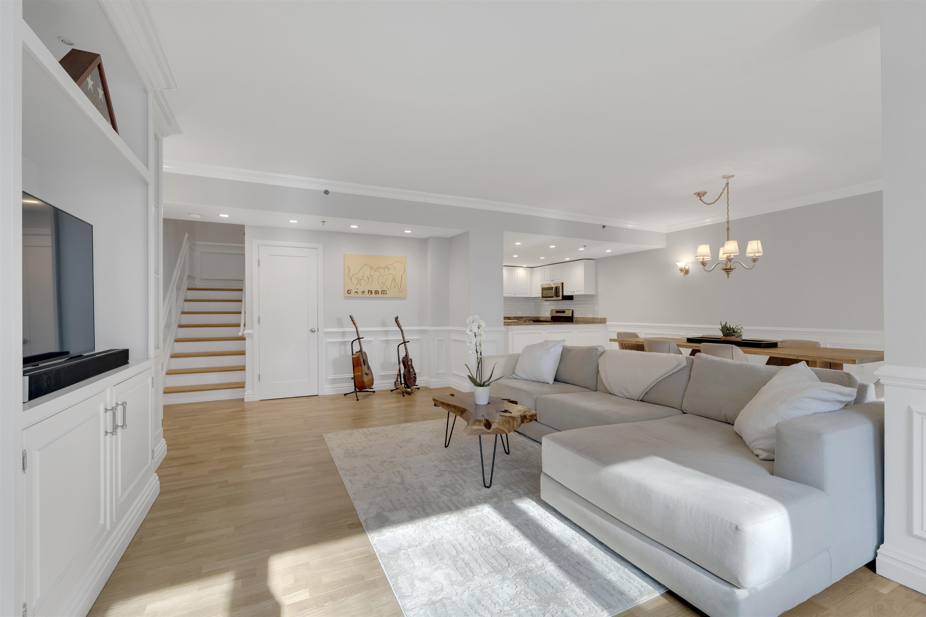 2 CONSTITUTION CT - Photo 2