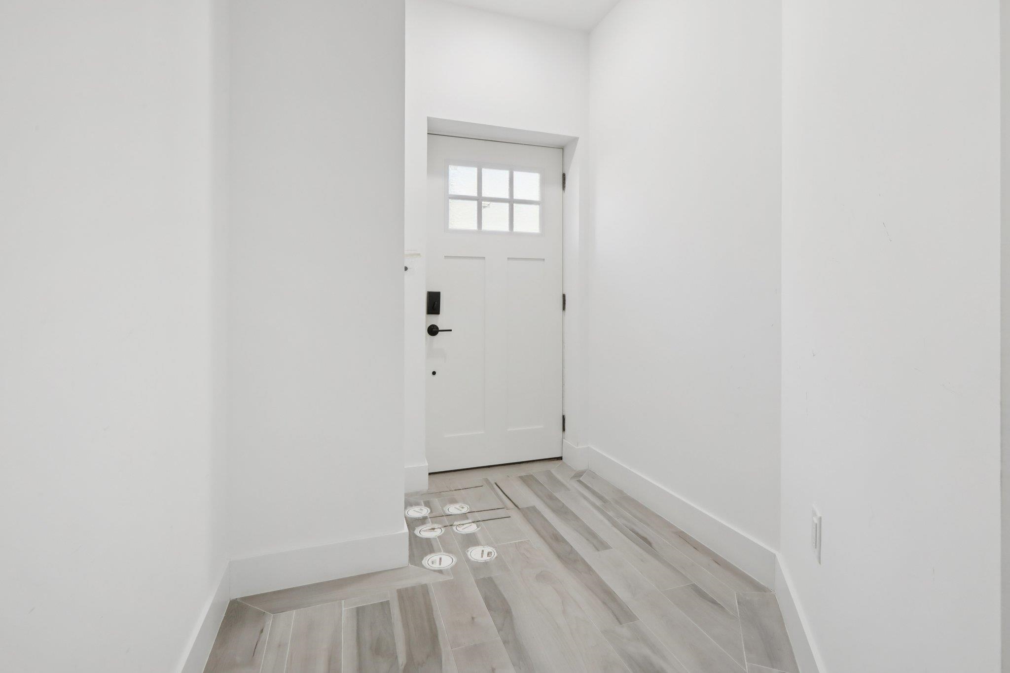 131 ZABRISKIE ST - Photo 2