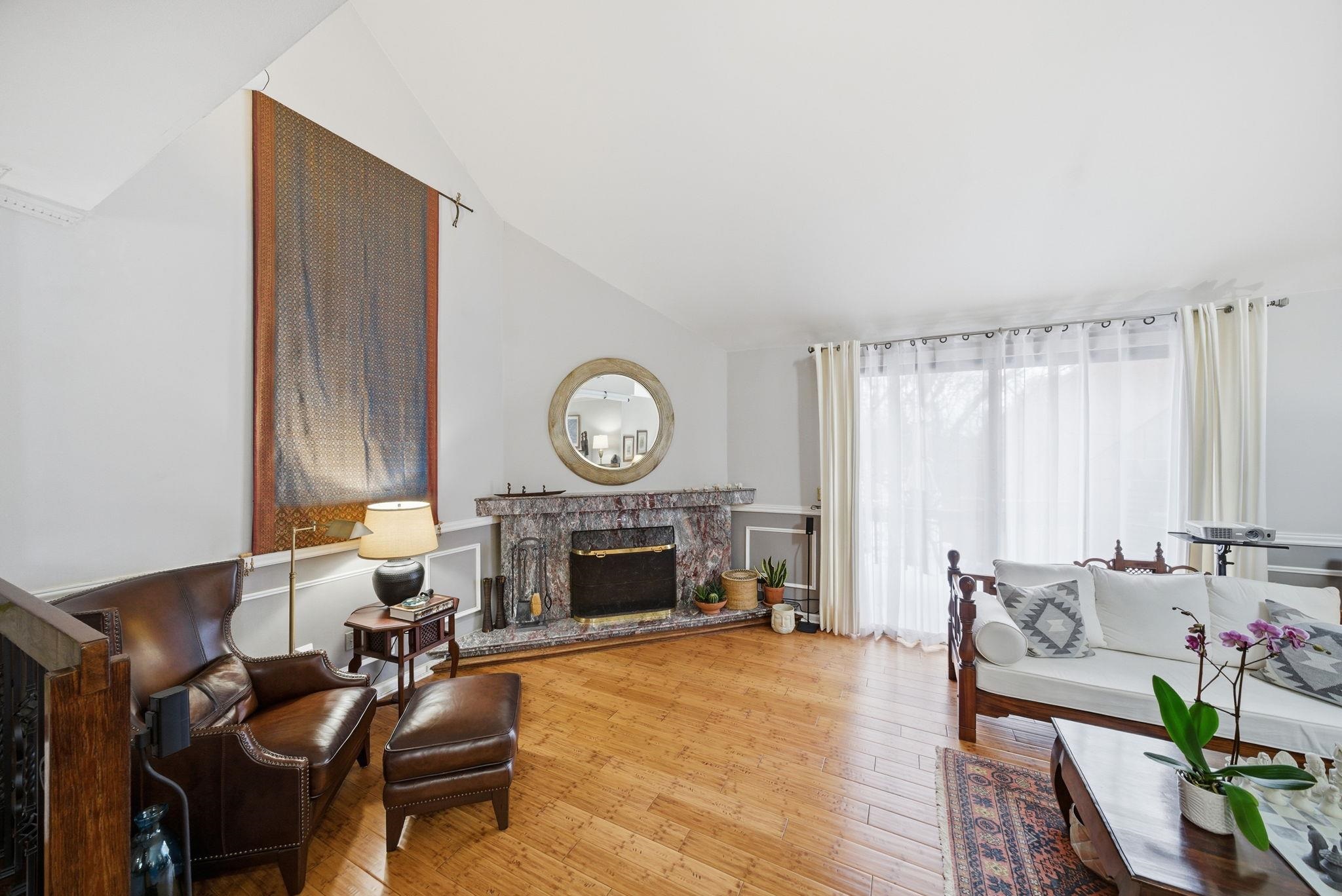 468 TEAL PLAZA - Photo 4