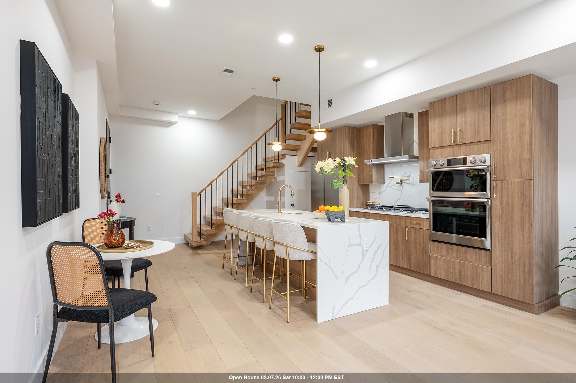 17 LEONARD ST - Photo 1