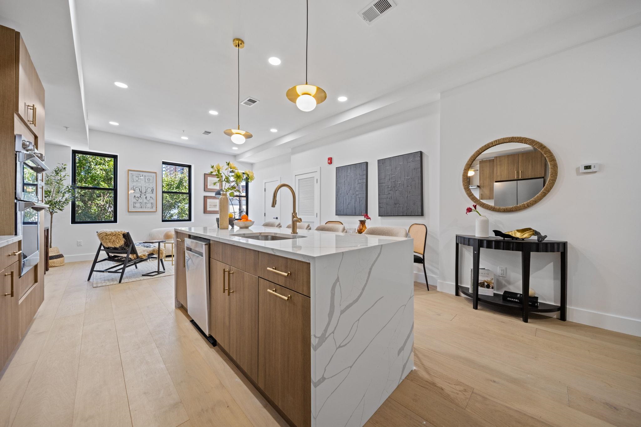 17 LEONARD ST - Photo 2