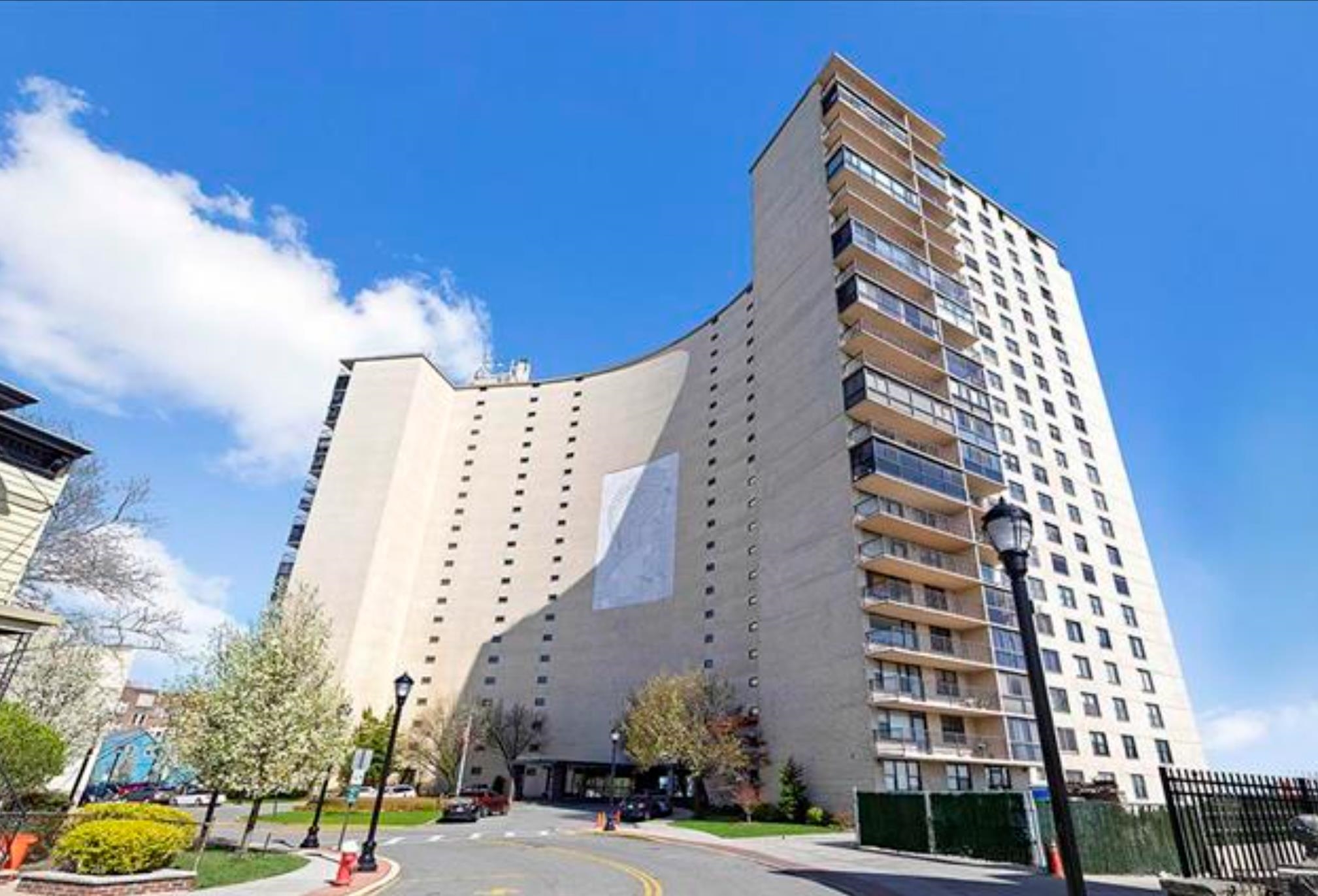 380 MOUNTAIN RD - Photo 3