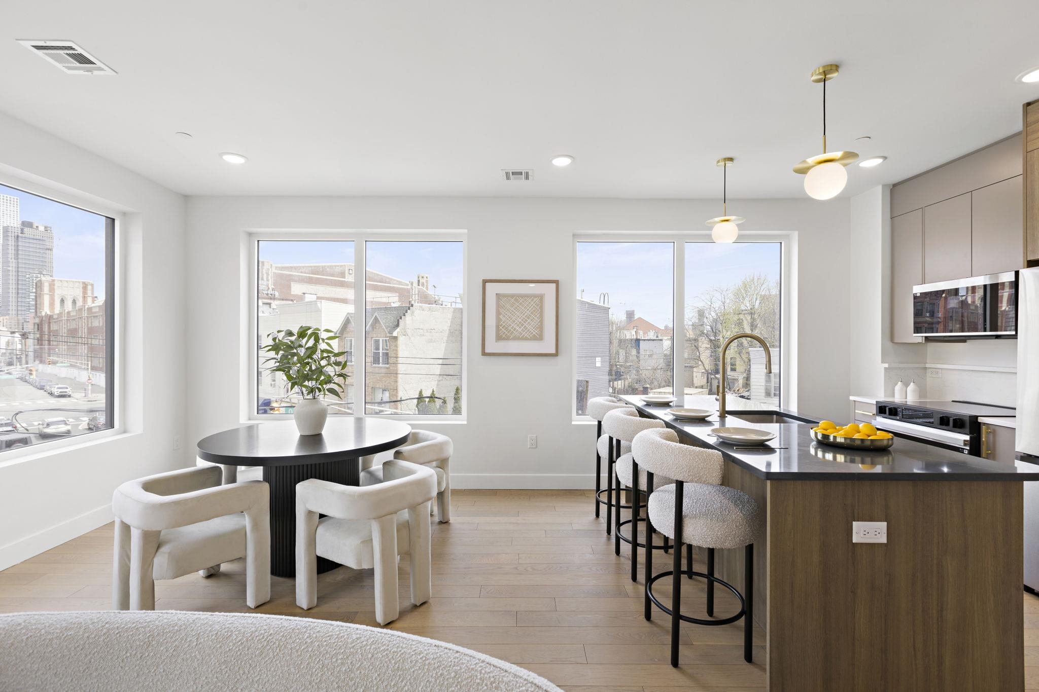 35 ORCHARD ST - Photo 4