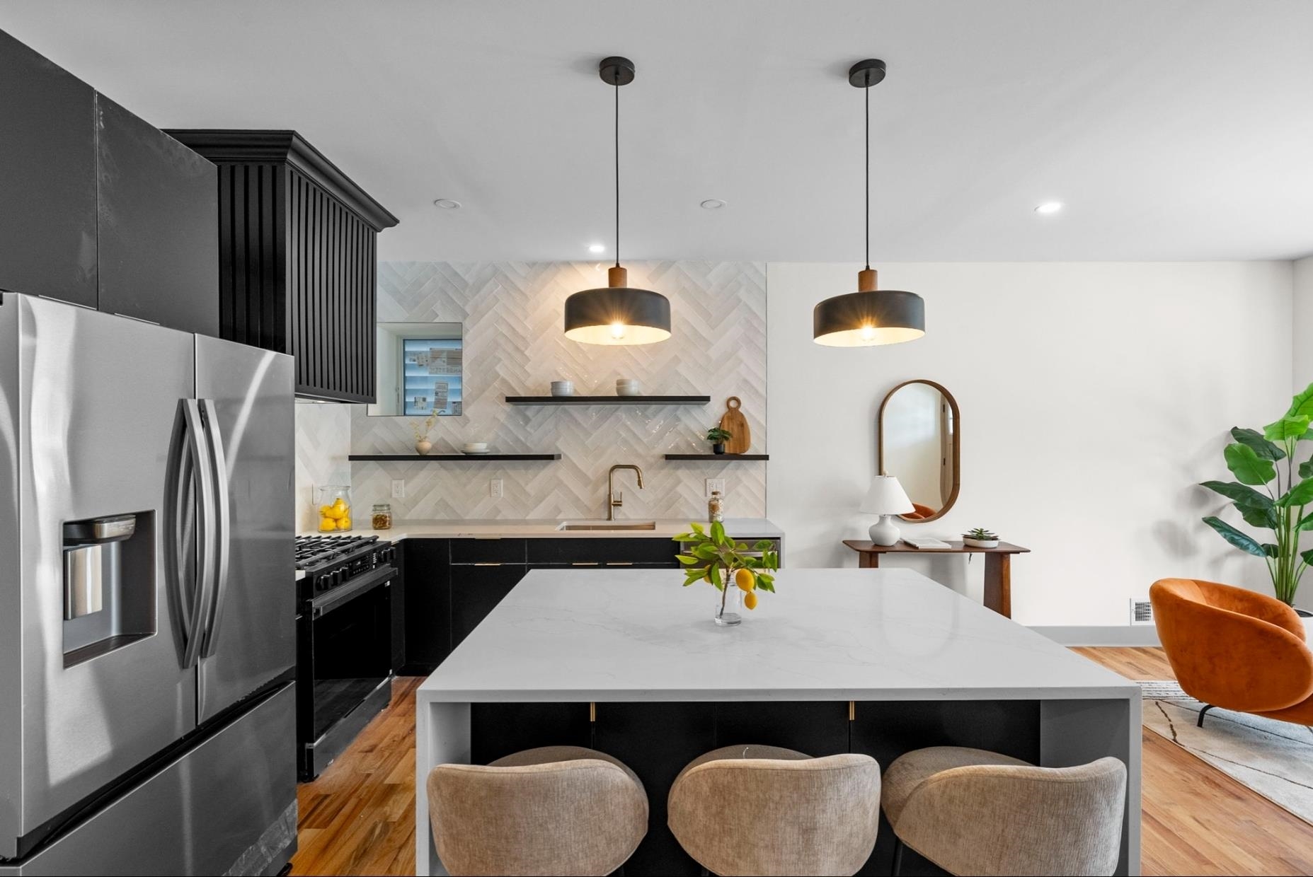 221 CLERK ST - Photo 1