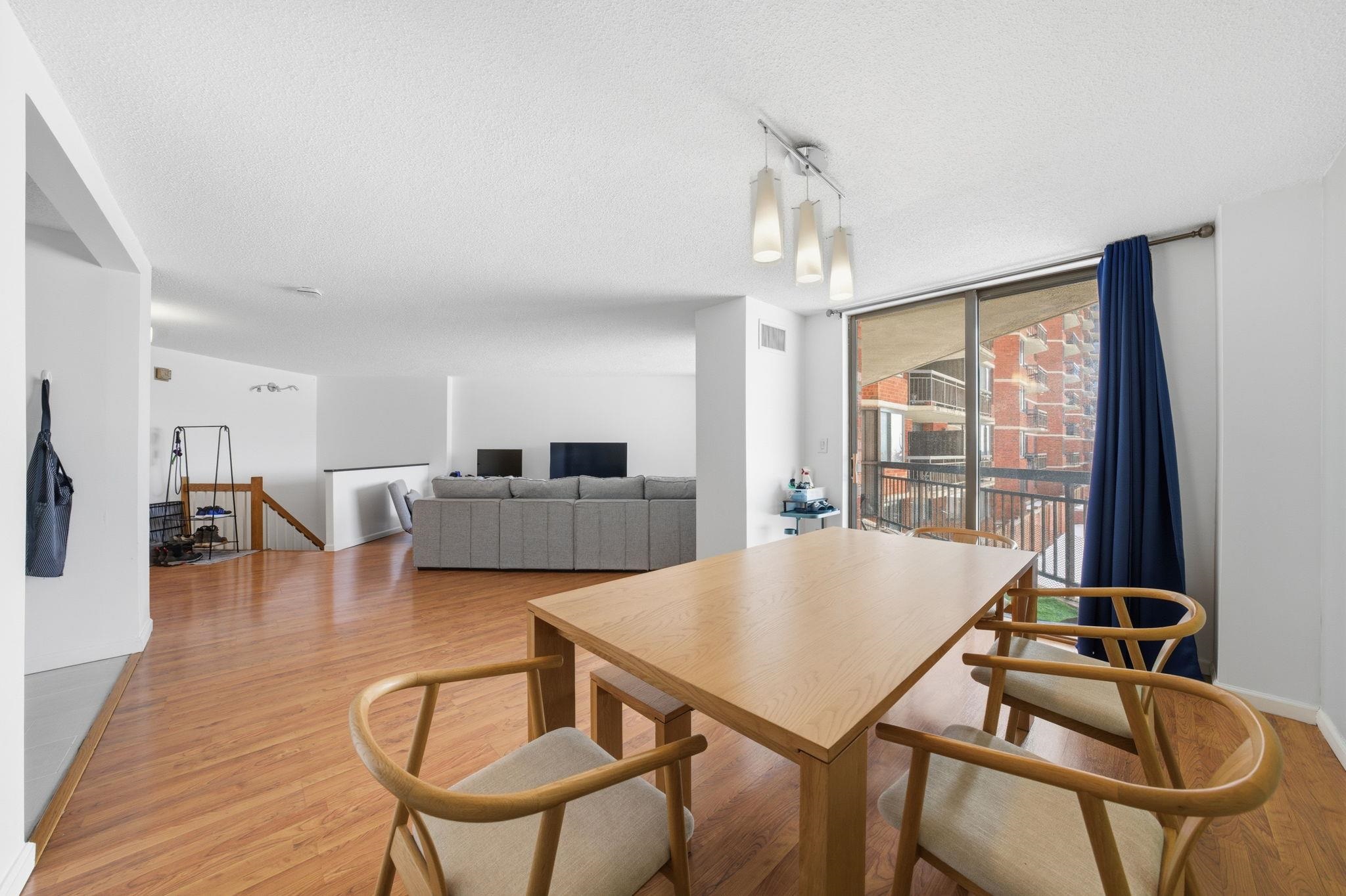 222 HARMON COVE TOWER - Photo 4