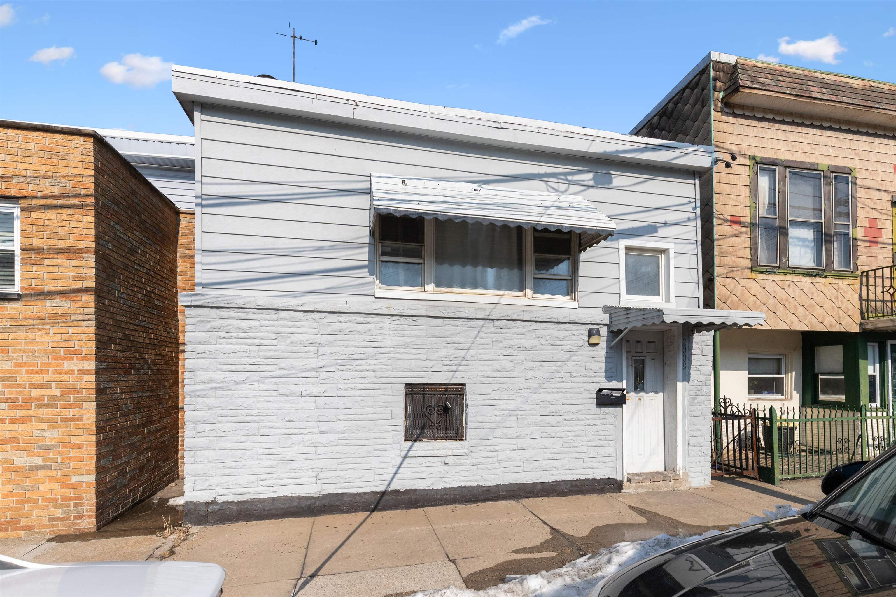 2008 41ST ST - Photo 1