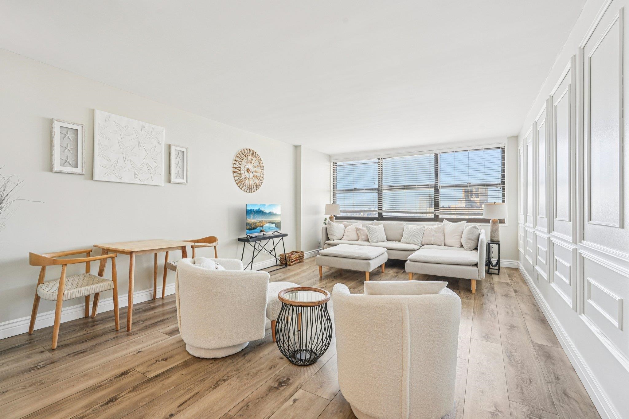 7002 BLVD EAST - Photo 2